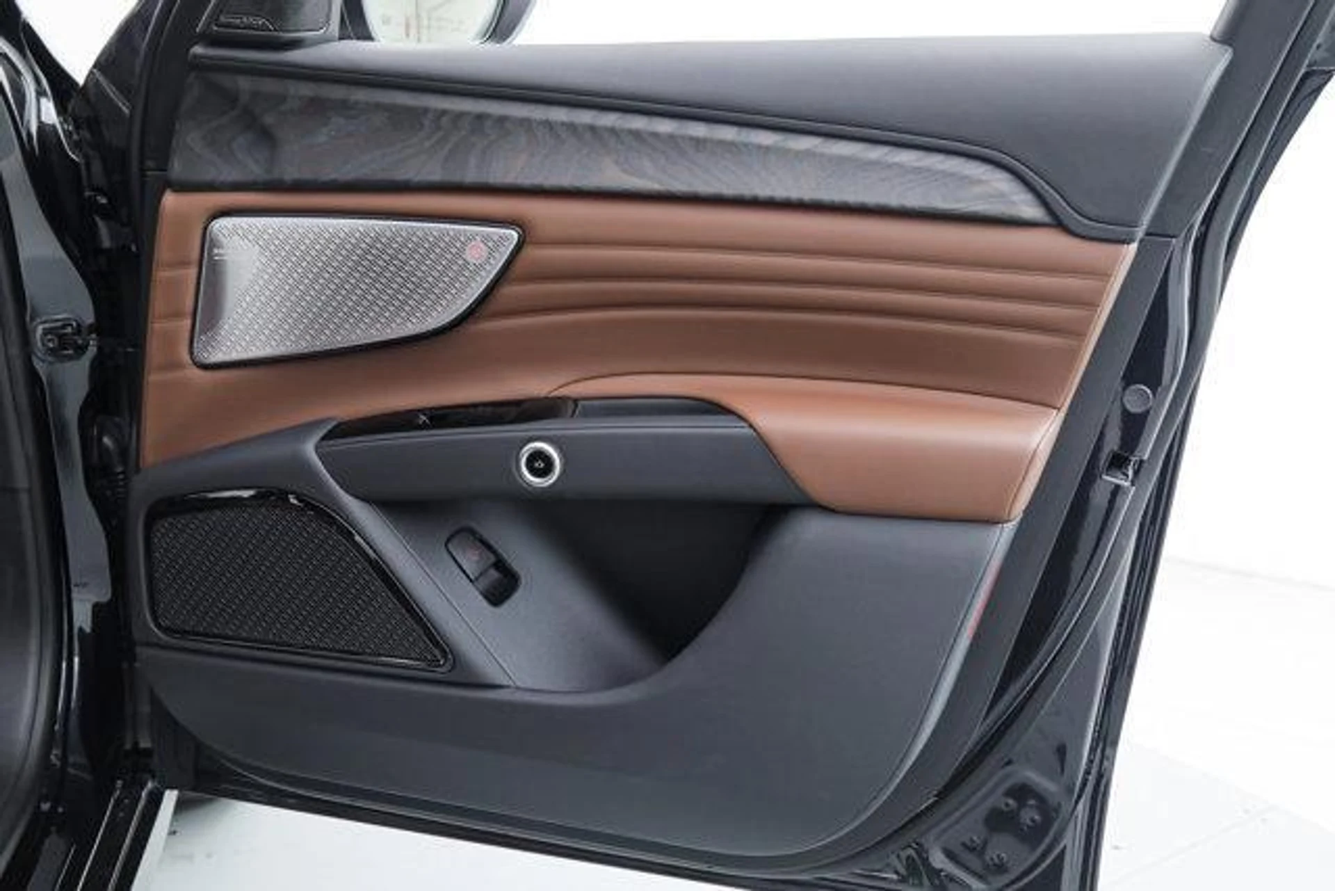 mph008_842775429_8c5_Mlo_Ni2h2o_WD_44_Ollrpgi_Ylak_0132d8c101