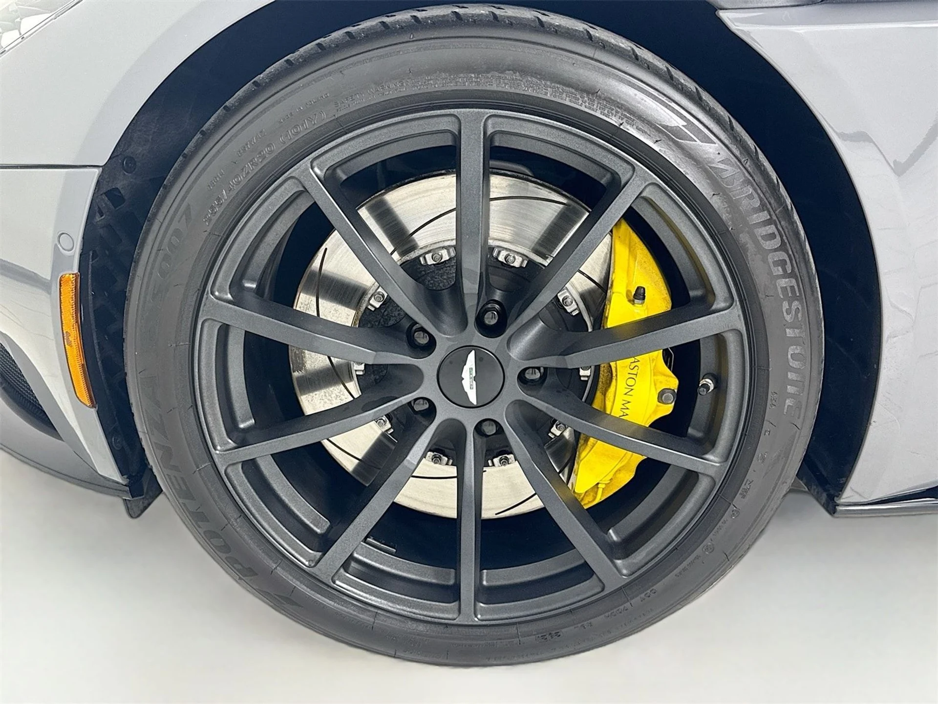 mph008_8449038_23351fdb76621cd449db4b91d98e8472x_371c56c826