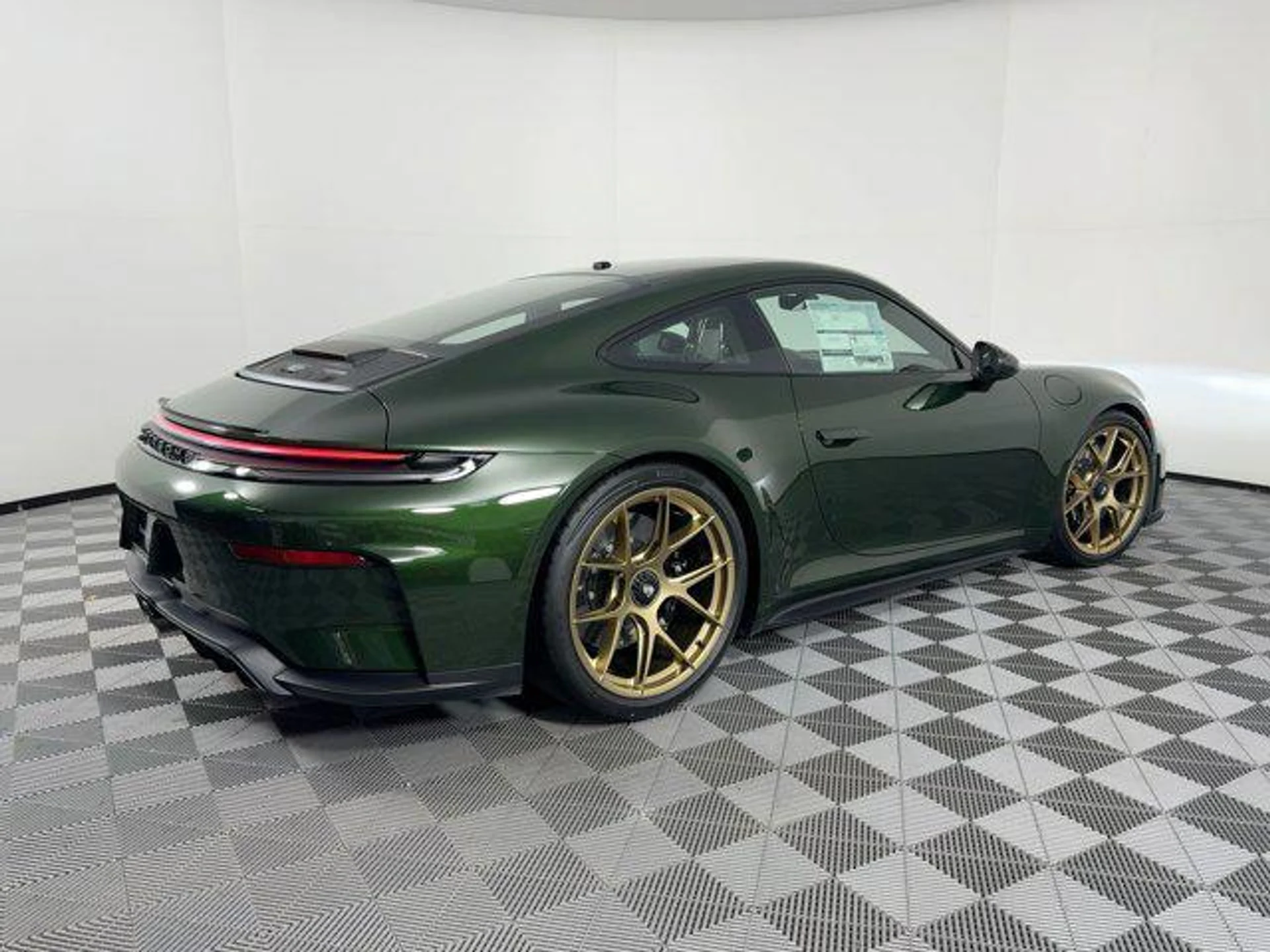 mph008_846588009_hm_T9_L_Mu_YIX_2_Ma_TT_4_pps_Hj7_Ot_C4_28f1740873