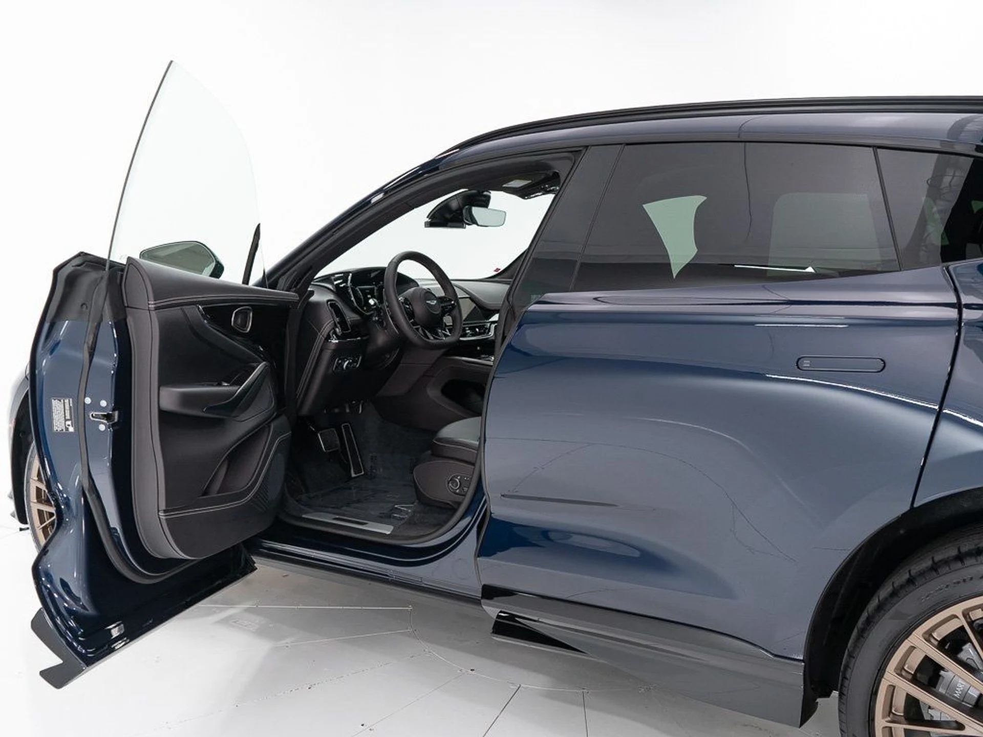 mph008_852894766_6eae13eea1227b2633bbf076a581902c_bde9ecbed7