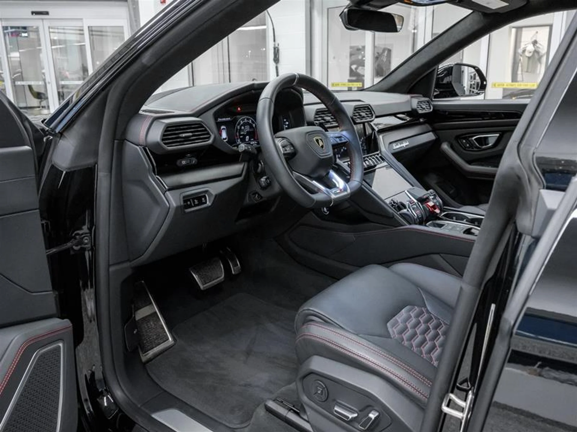 mph008_860469814_11639324_1552972702_9861fbbfc6