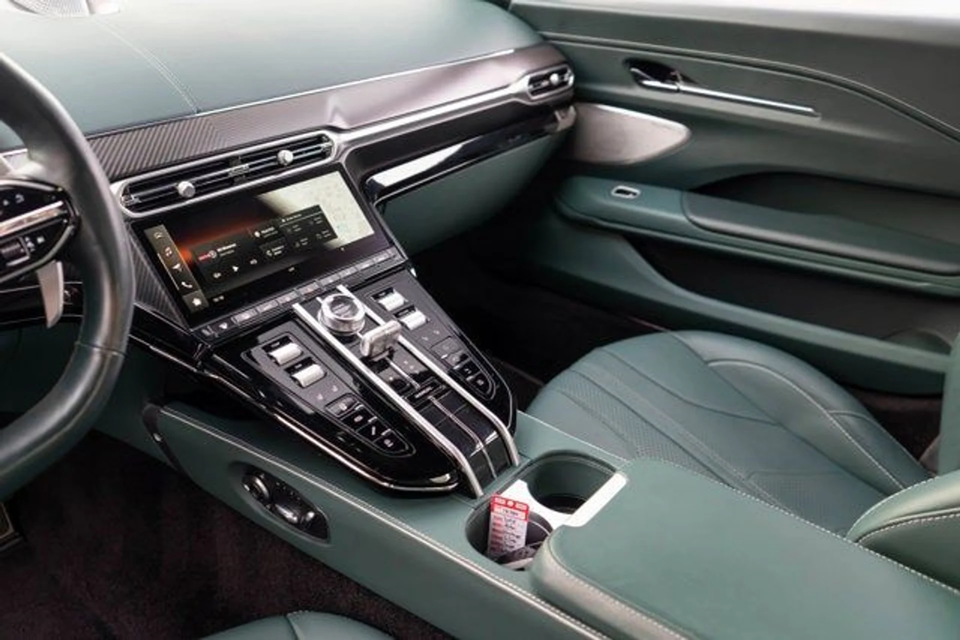 mph008_88731547_9_cfa8b273c3