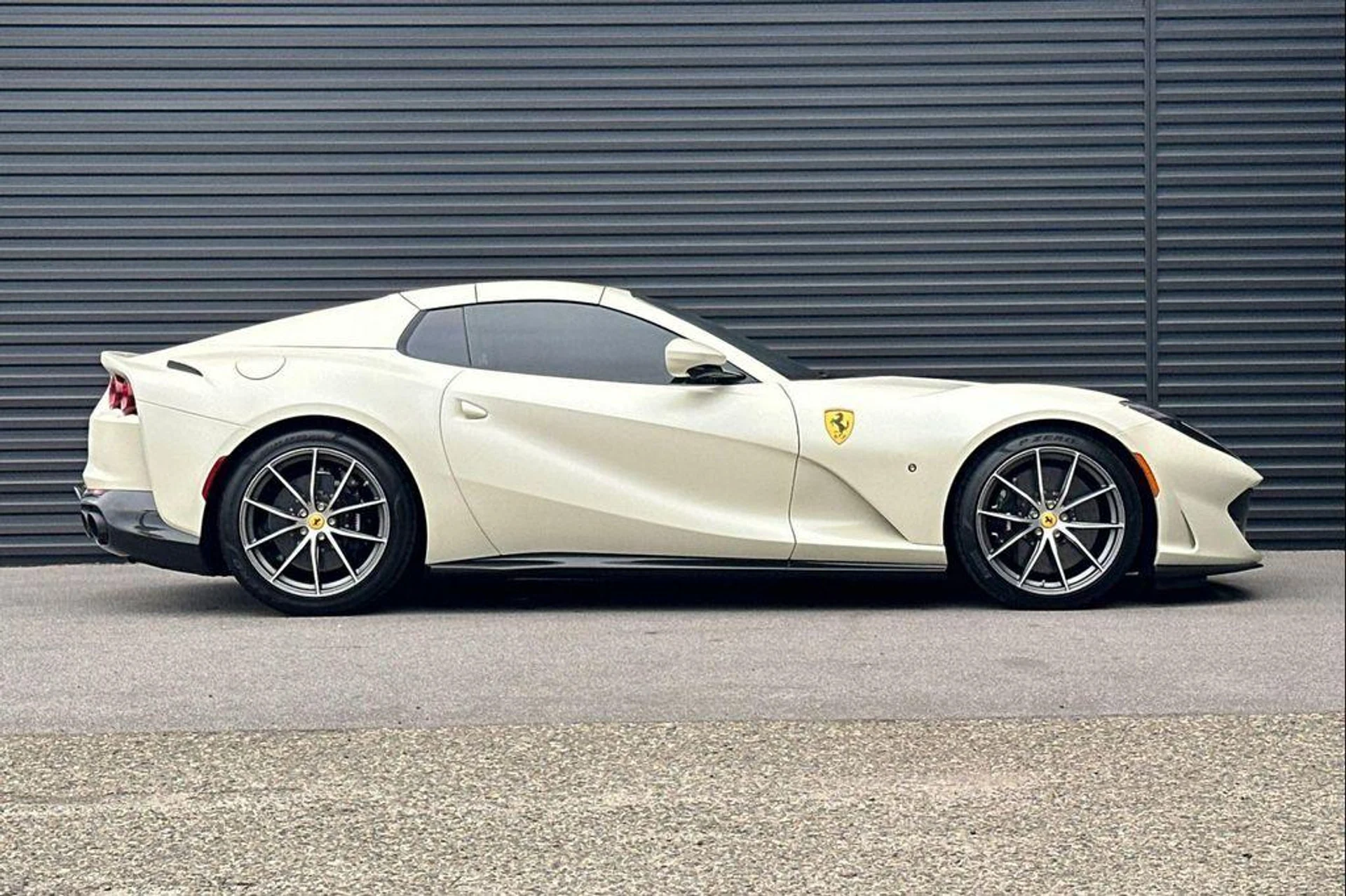 mph008_890516485_Gc2m_T7a_O_Ve8_Kqb_Dan_Ee_DGV_Wo_Qjc_737e8ba2be