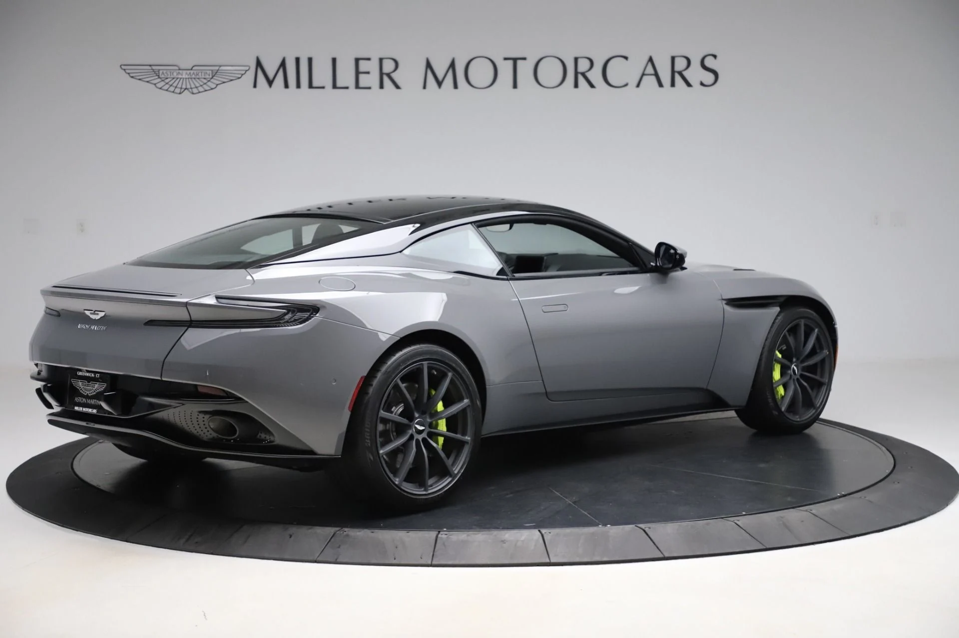 mph008_905065518_Used_2020_Aston_Martin_DB_11_V12_AMR_Coupe_1593189968_636deb7f7f