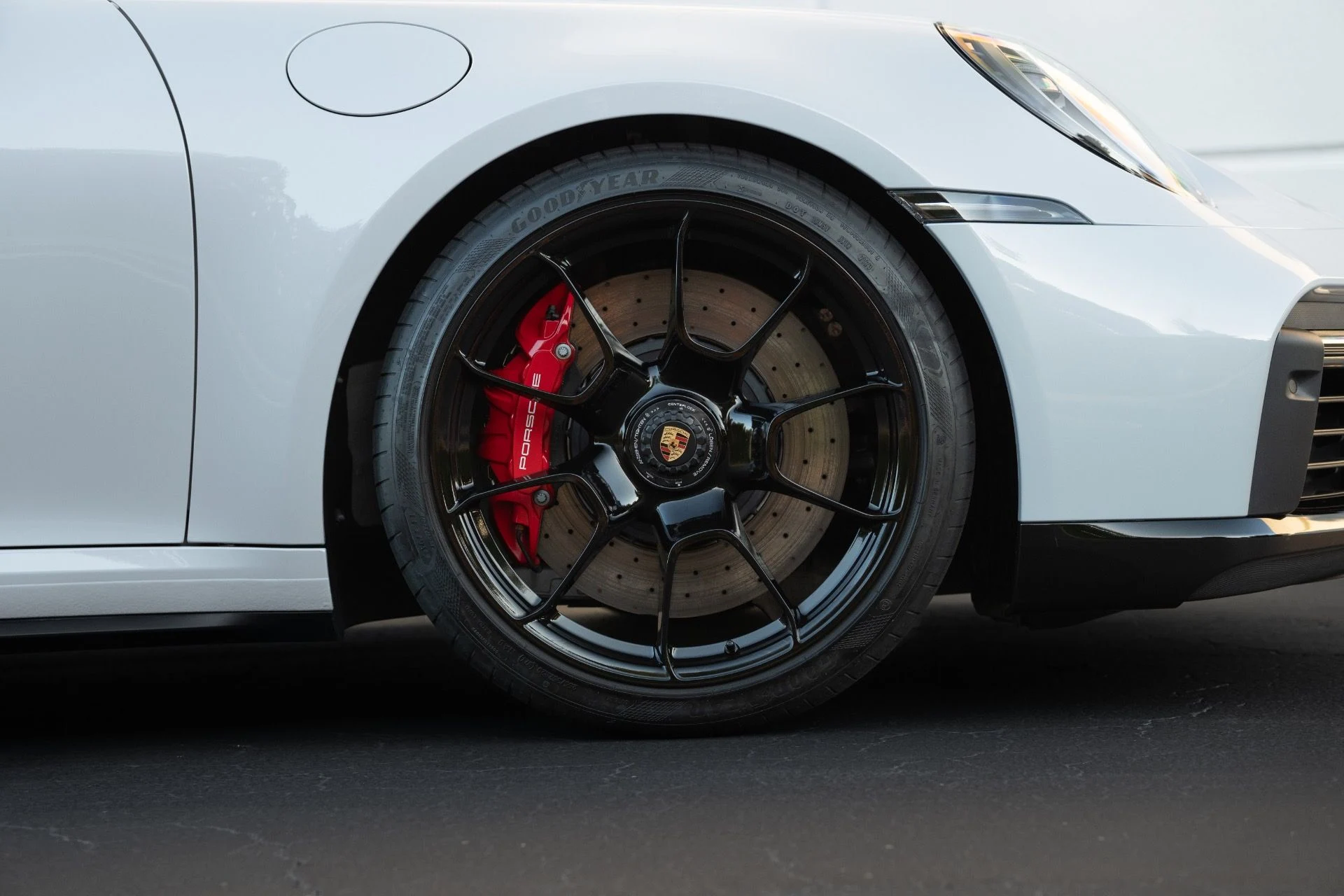 mph008_908105068_Used_2024_Porsche_911_Turbo_1762281596_7d3d8c20b4