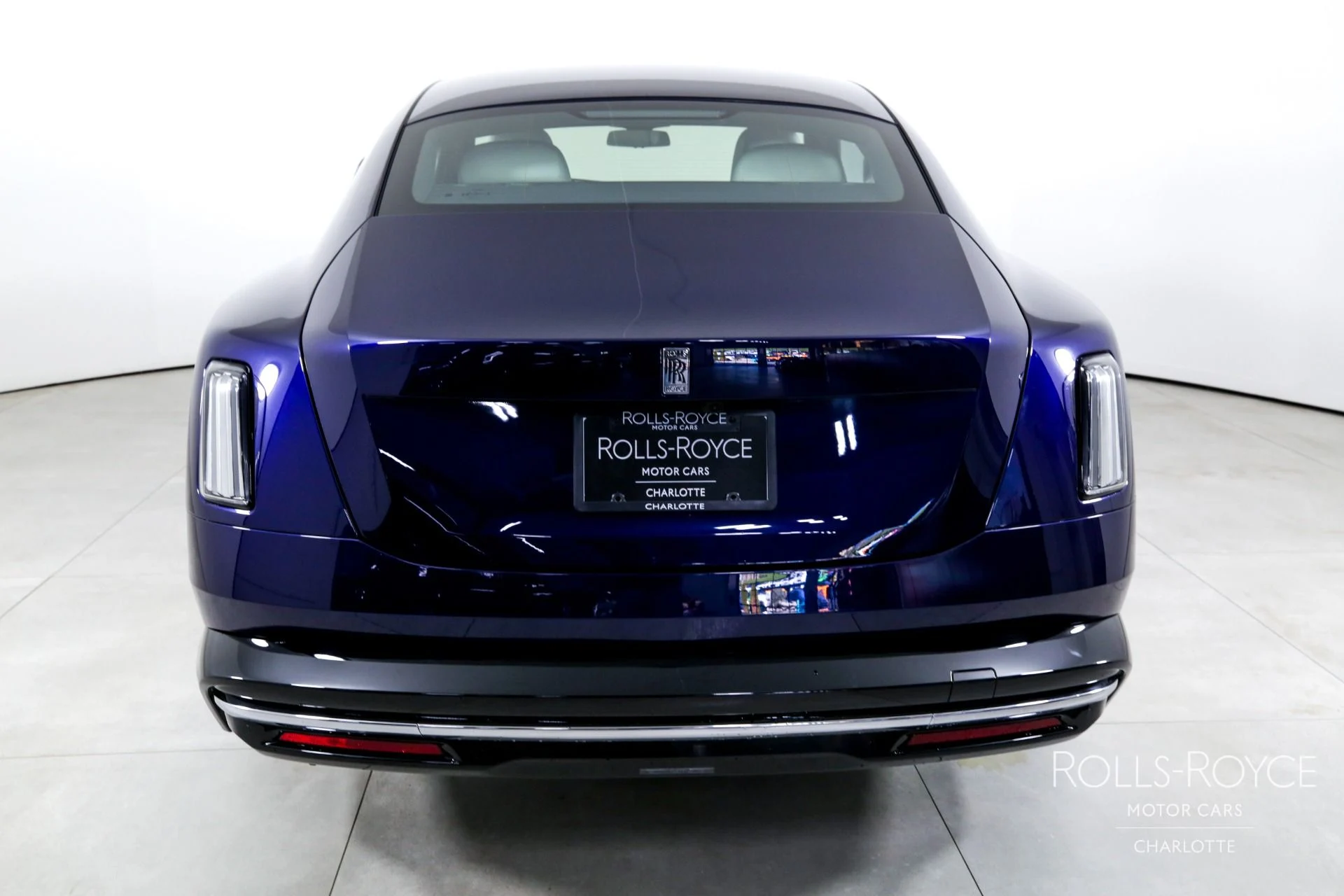 mph008_922827518_Used_2024_Rolls_Royce_Spectre_1738087182_62c99c3979