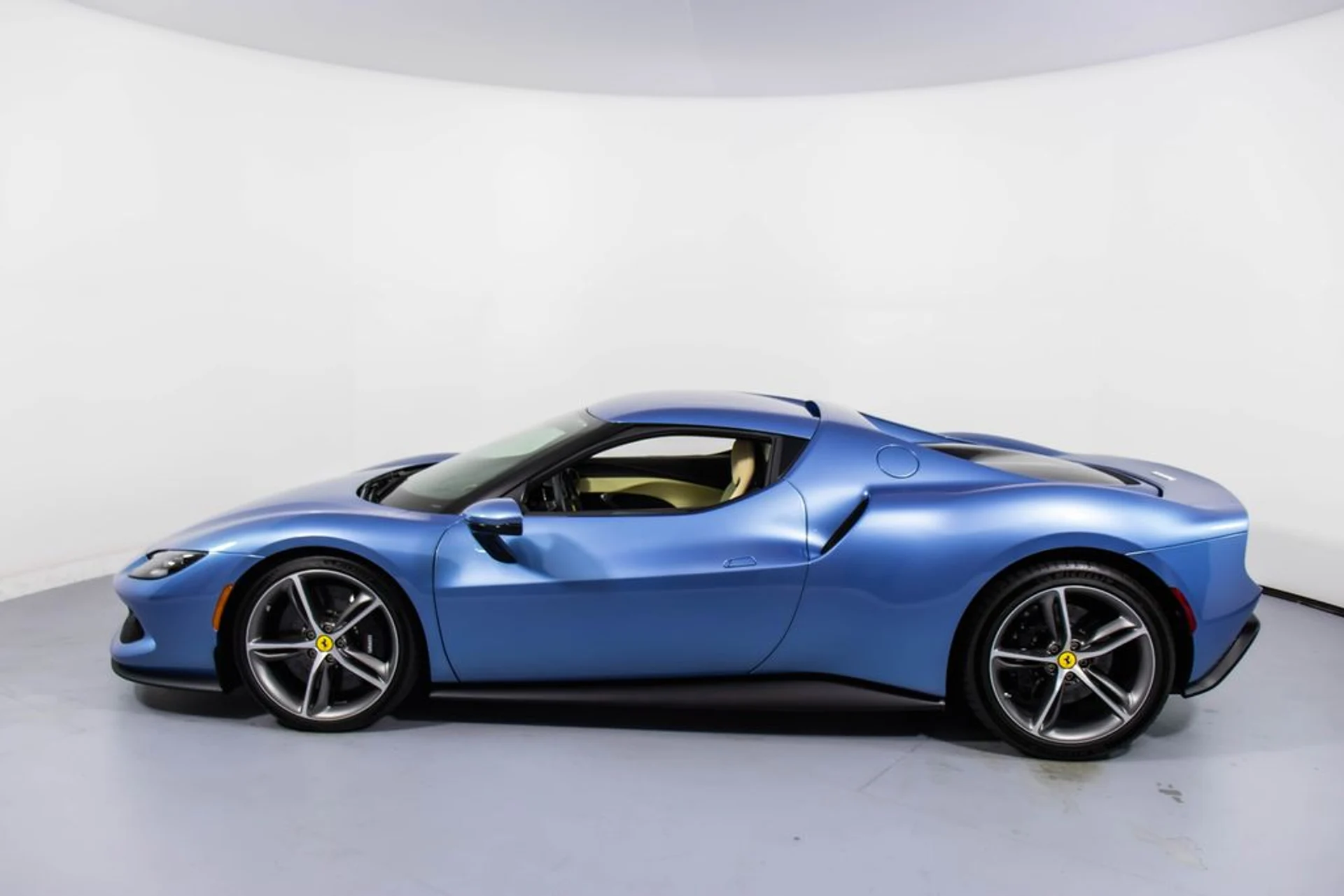 mph008_927209606_fc3c6e39302cd54a1cb32471bd1545c5x_6f771f6d9b