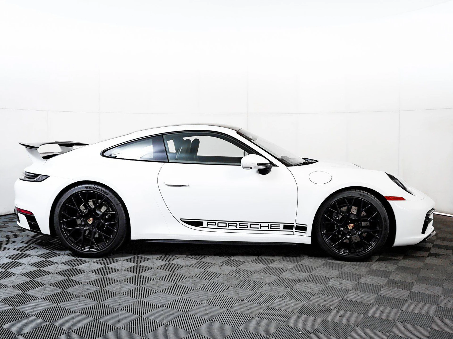 mph008_930311671_5db135102d1a3a4a0f077e7b3c28dc5c_7889c74f0b