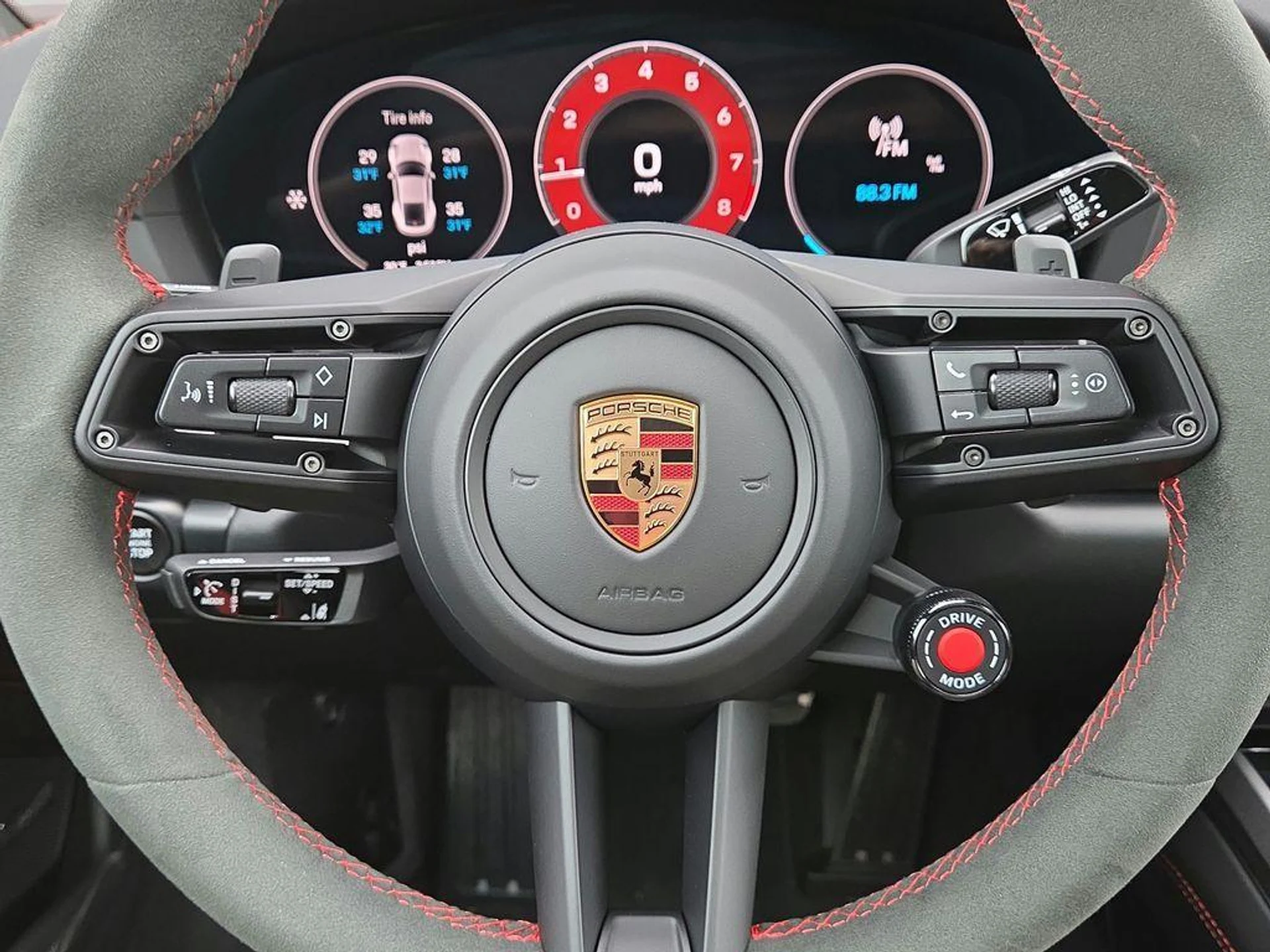 mph008_934435053_uuhvsq_O5_R5_F_Yo99_n_Wm_Hgaf2_EFQ_e624f96102