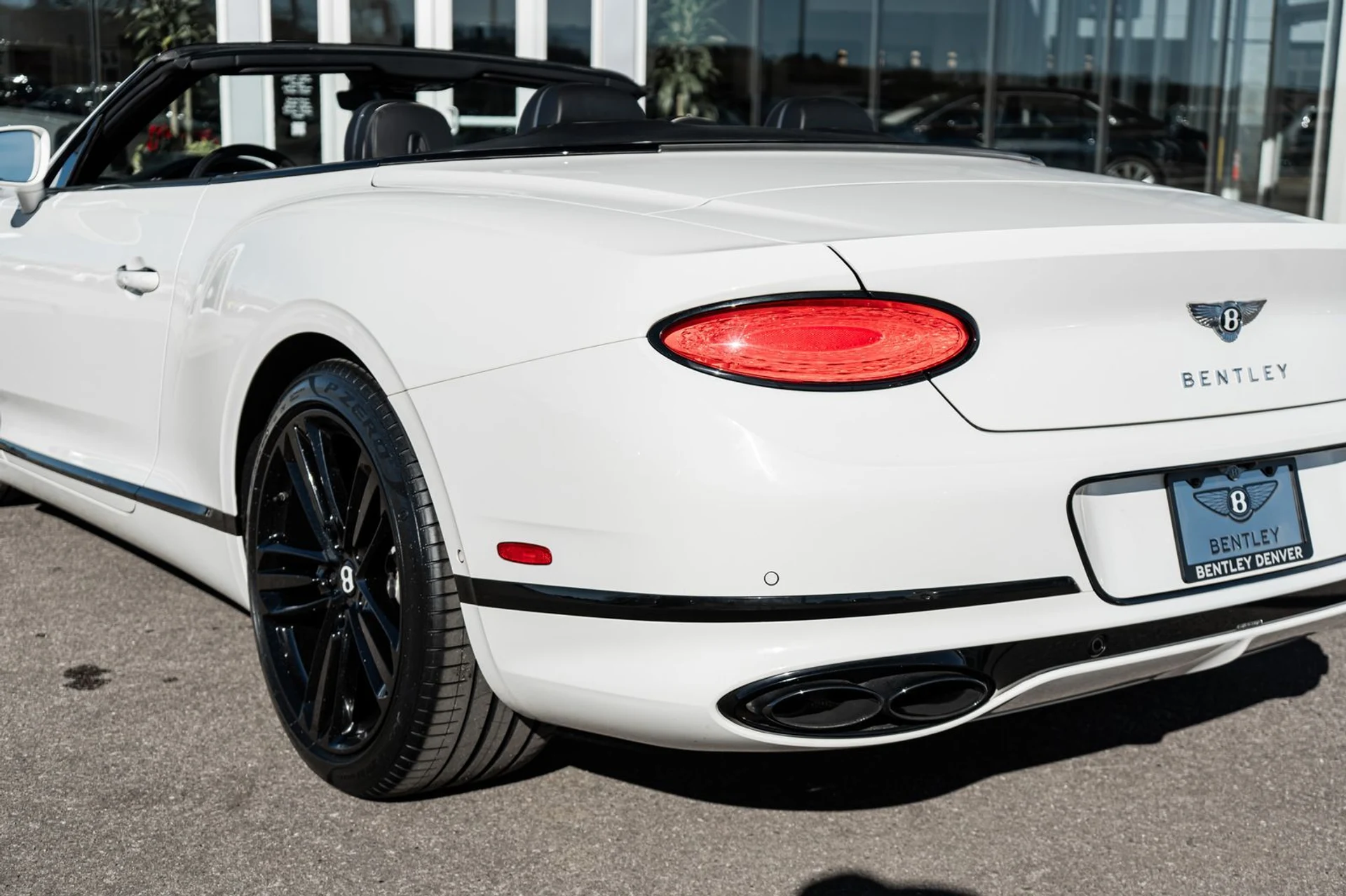 mph008_937511371_2cc67899_33b8_44d4_b498_0e33342234b7_5713711308