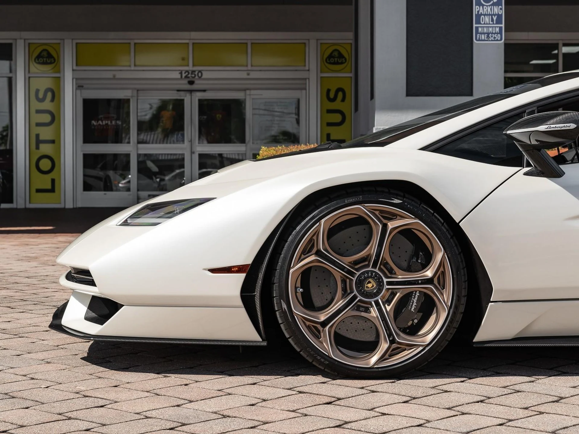 mph008_938132097_Used_2022_Lamborghini_Countach_1764619669_c54ced36e0