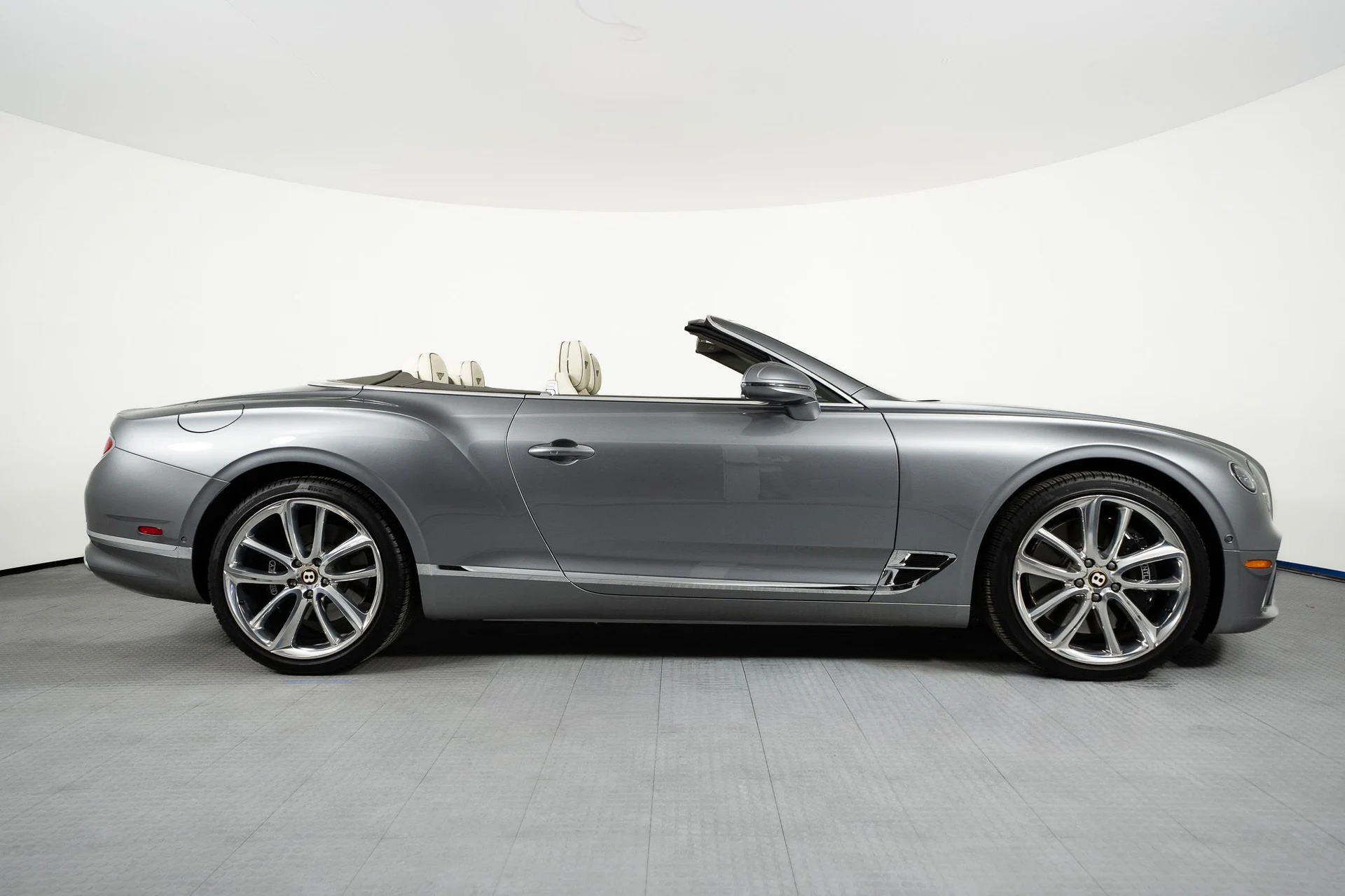 mph008_942201369_1d035d05_f698_4339_8995_211faae2bd37_758c319069