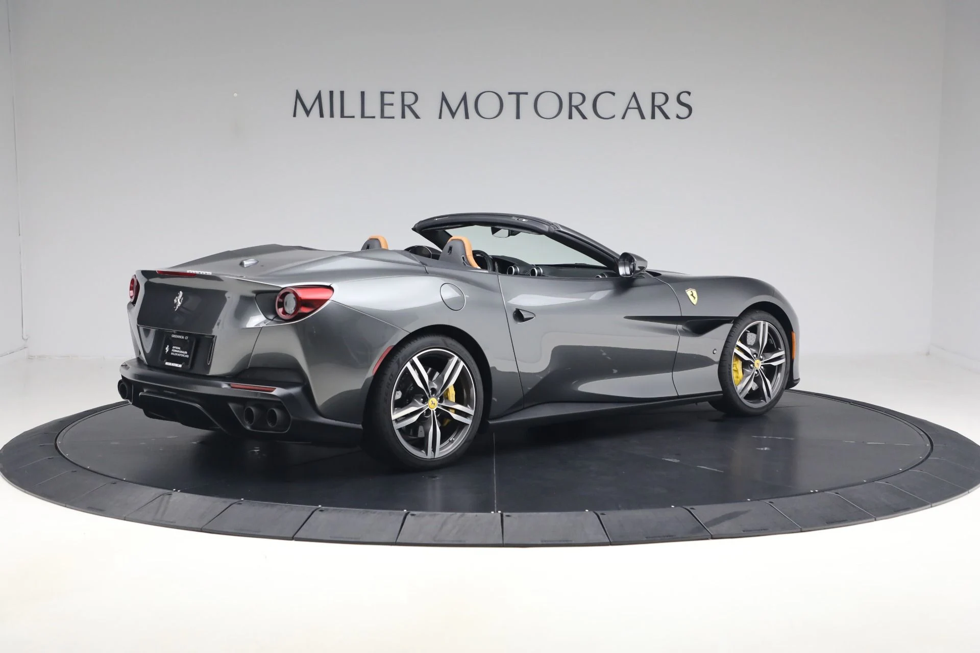 mph008_944594649_Used_2019_Ferrari_Portofino_1791044080_4738434e27