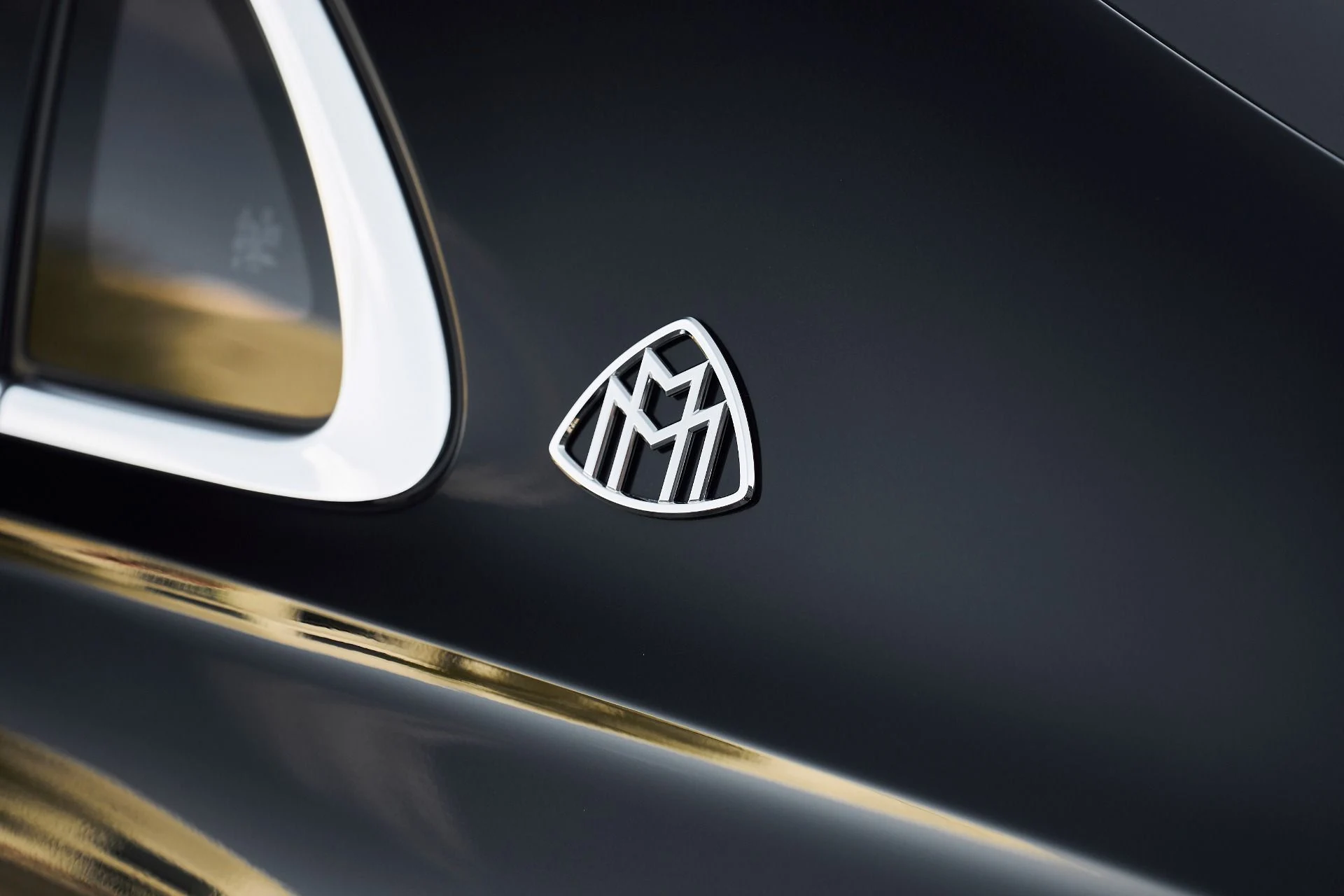 mph008_945292994_Used_2022_Mercedes_Benz_S_Class_Maybach_S_580_1763082551_151db3f98e