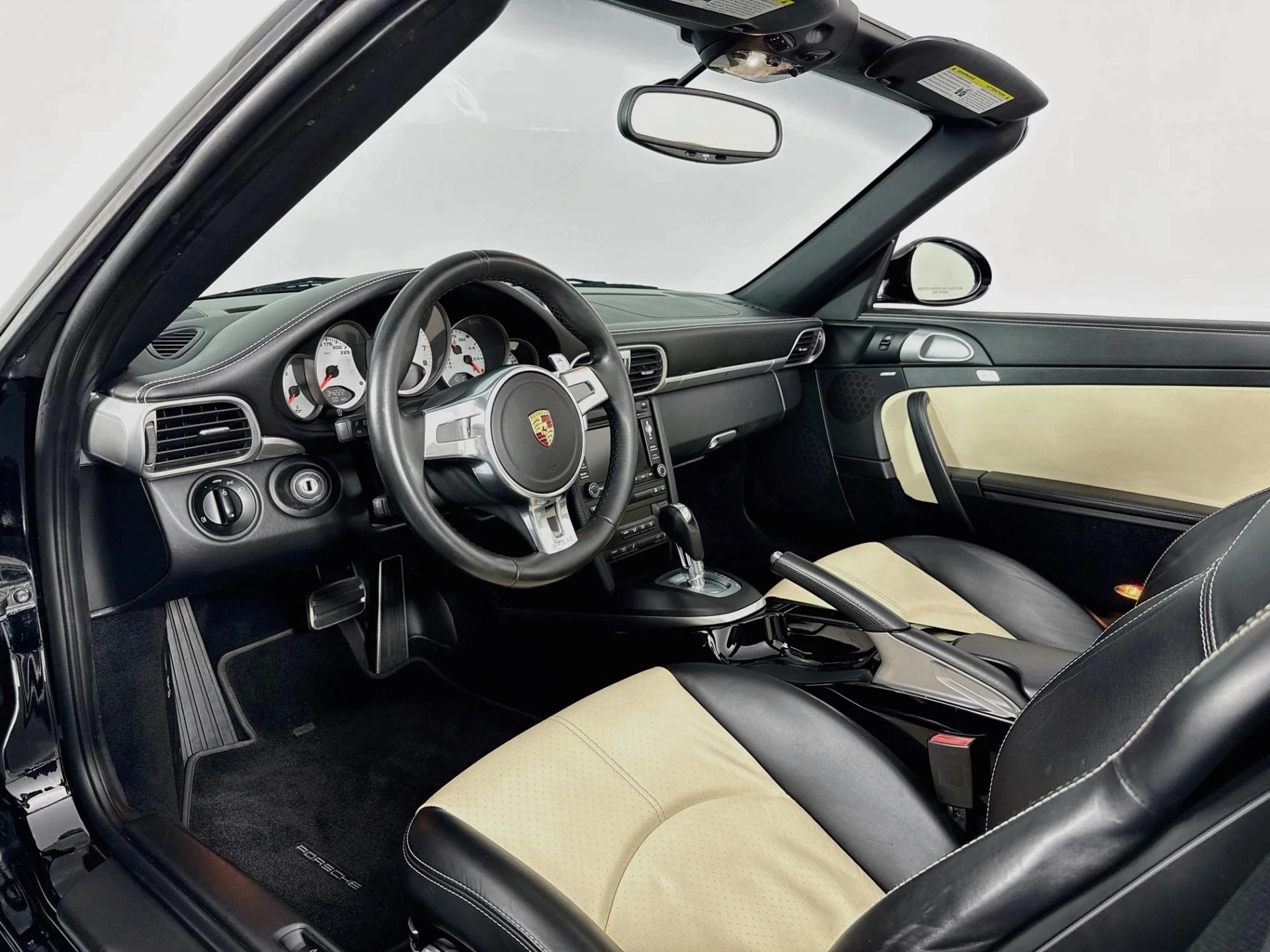 mph008_947901795_Used_2012_Porsche_911_Turbo_S_1792607176_e18d2ea771