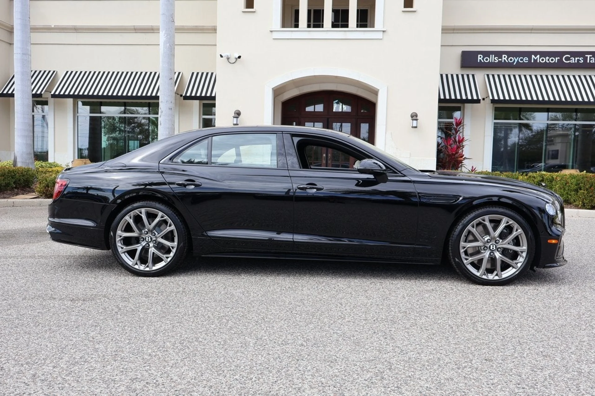 mph008_947937955_9_2f4c0739fa