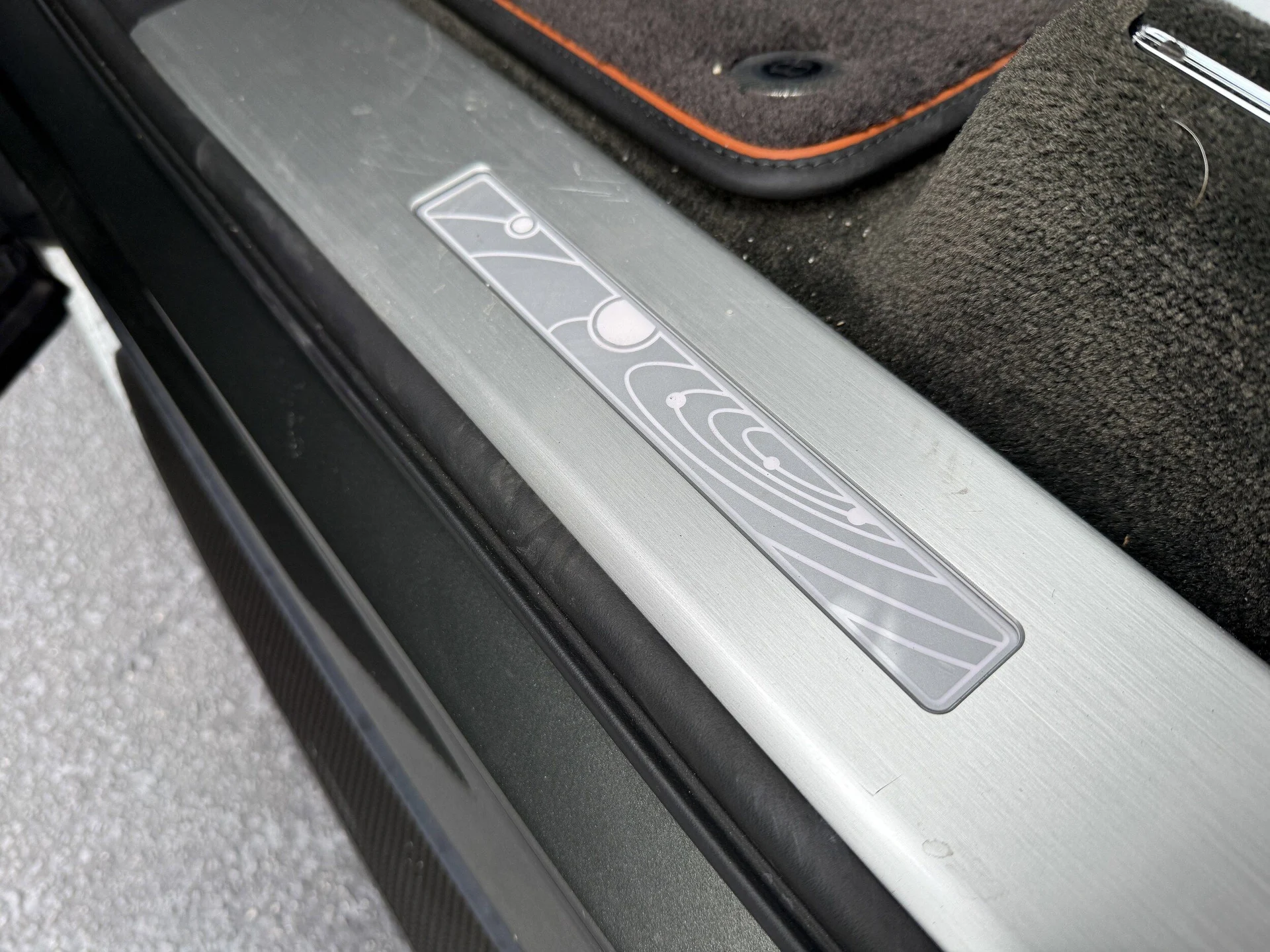 mph008_952933556_a7440b2d77d8cc3cb87df7a8eefde807x_6b9b48c222