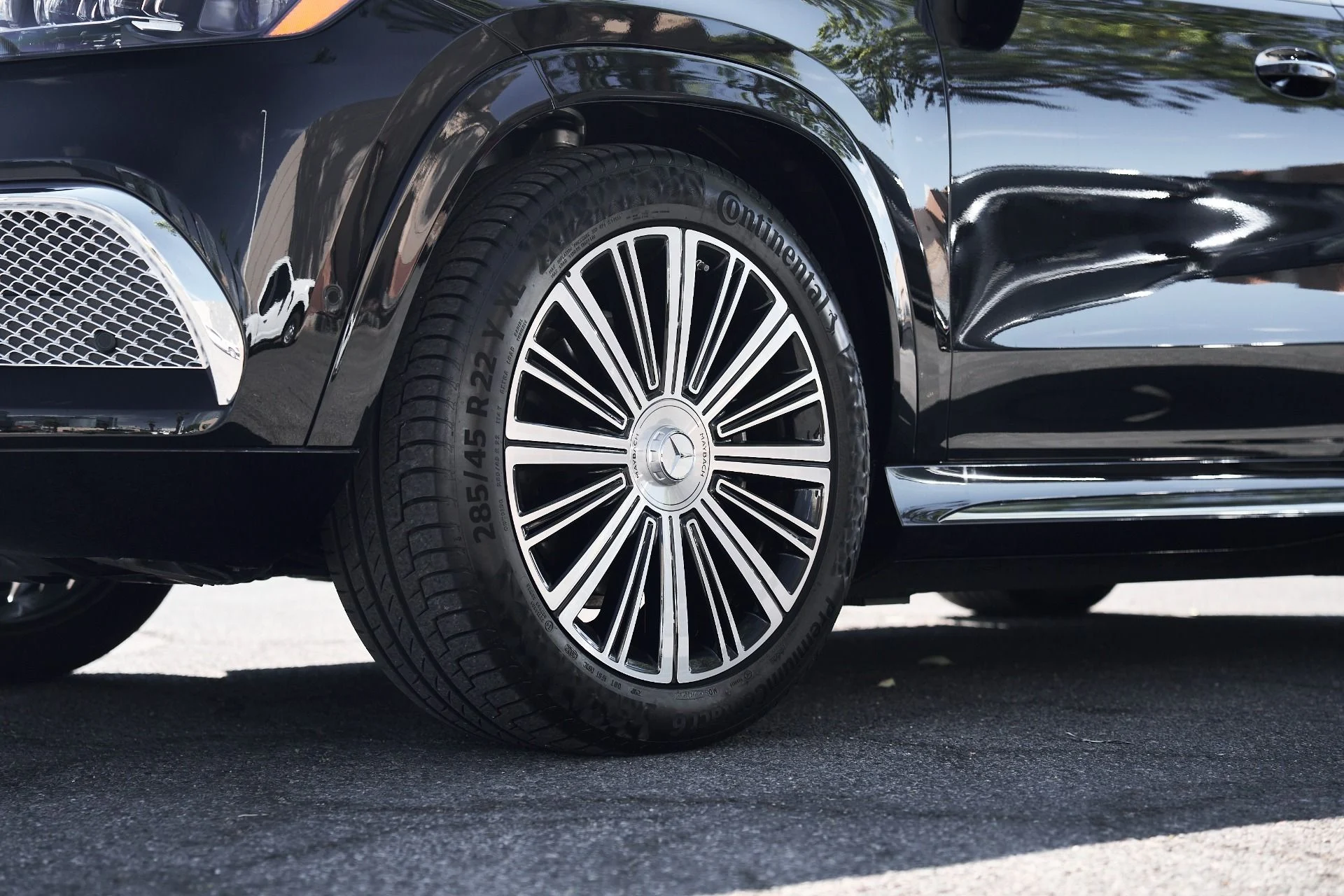 mph008_966840977_Used_2023_Mercedes_Benz_GLS_Maybach_GLS_600_1762799202_84e228be4a