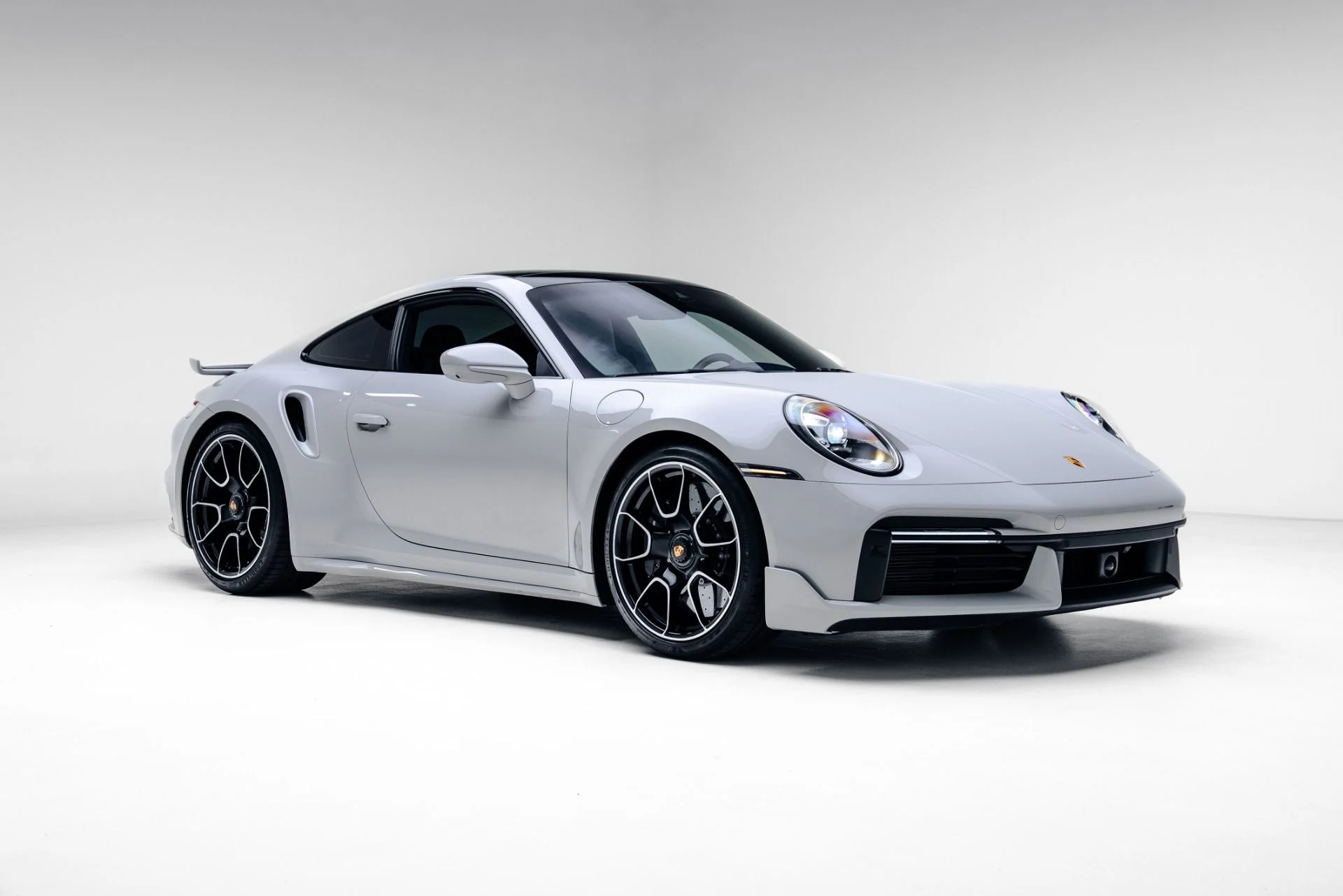 mph008_981464968_Used_2022_Porsche_911_Turbo_S_1774378410_27a84095d2