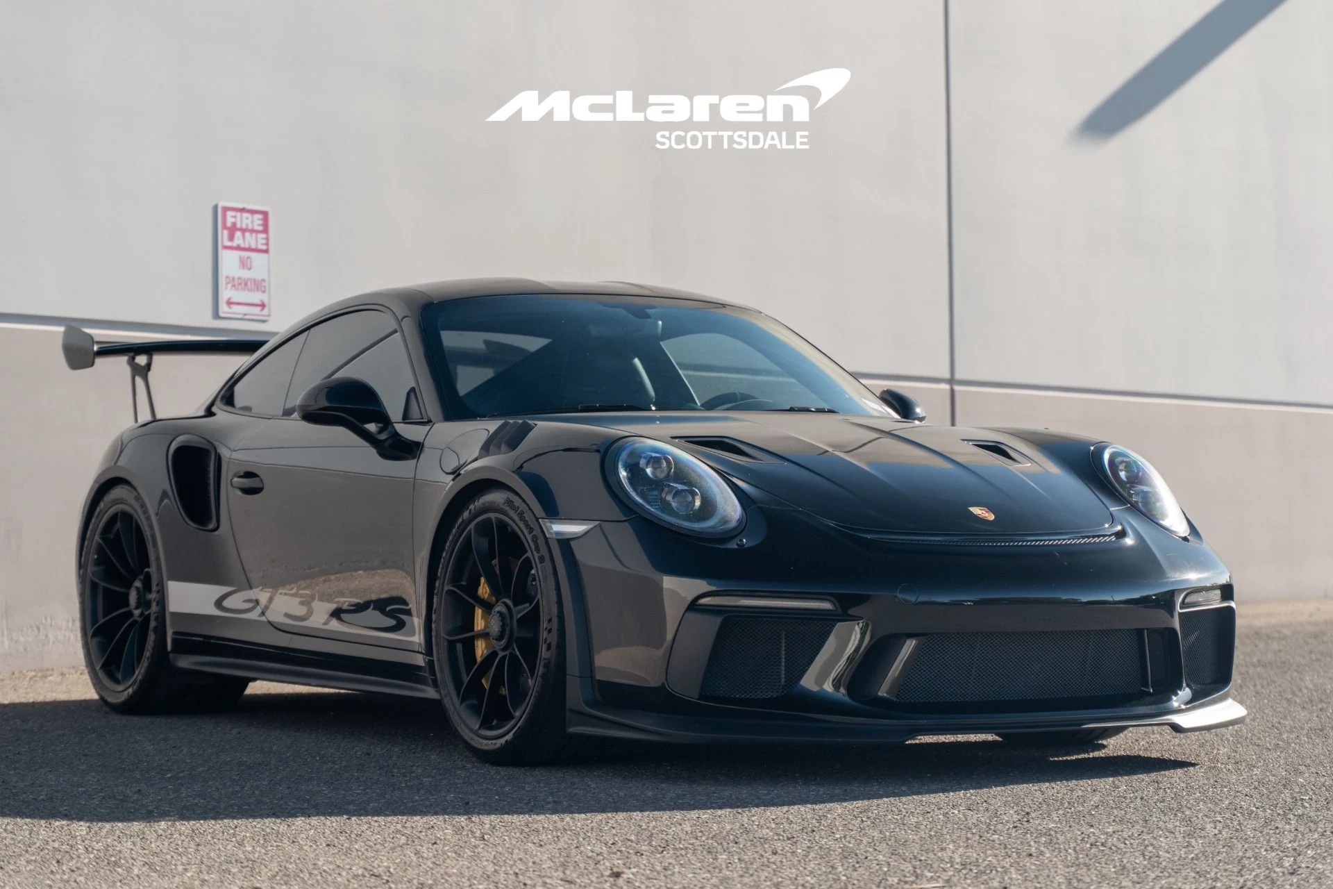 mph008_986490238_Used_2019_PORSCHE_911_GT_3_RS_1775874087_ace0bff388