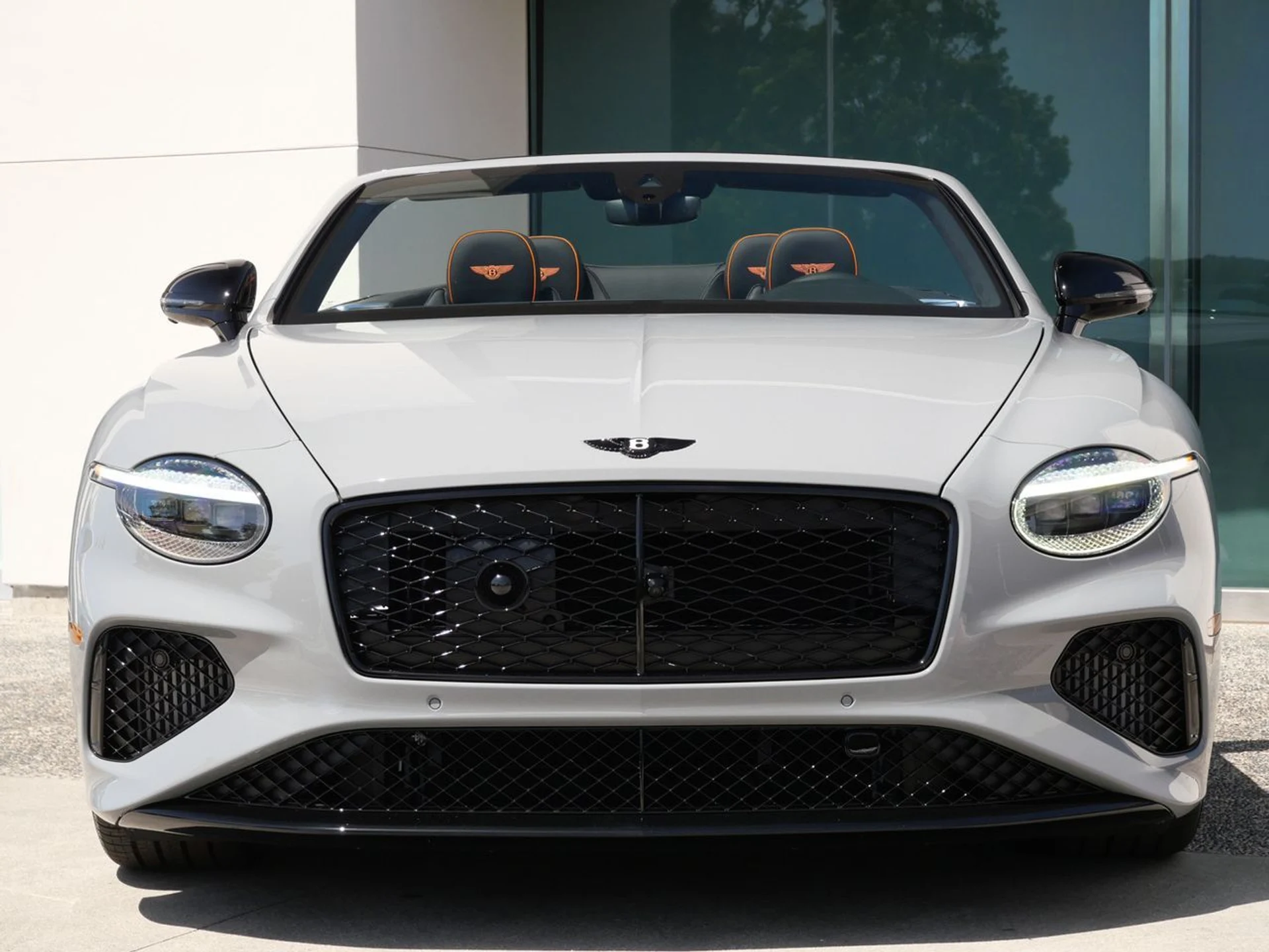 mph008_993112408_820c7f71d0c452a9b47e297025cc83bax_99659a05d7