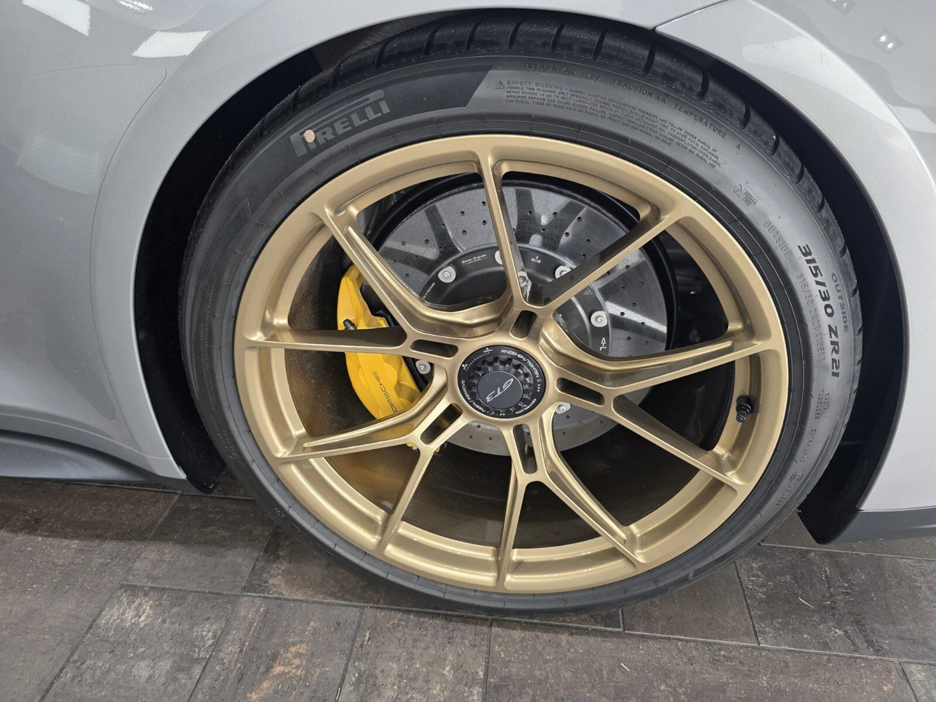 mph008_994962769_ae6ede84163502875dd0fff9bccadbe6_979f7de853