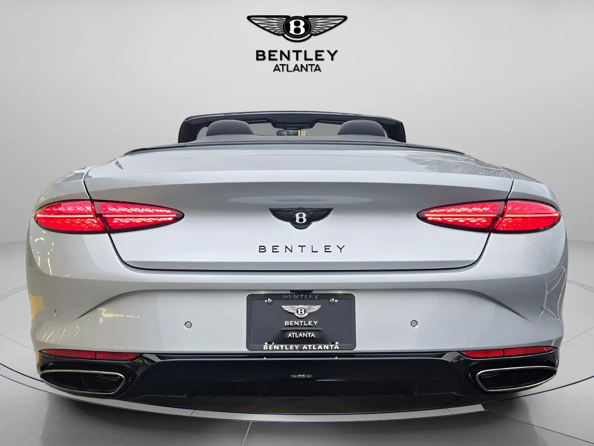 mph008_99660703_415da2f0a1e45616839dad58e775d729x_2516c316f4