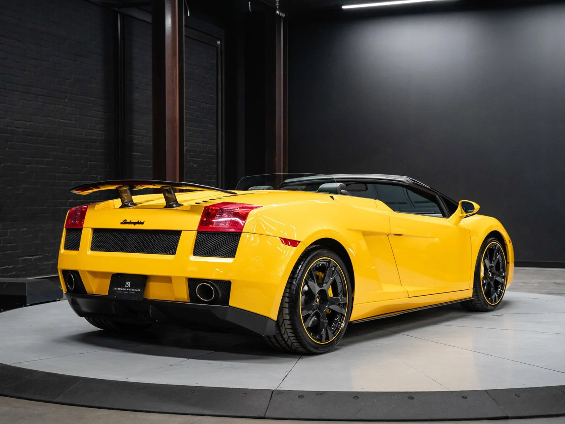 mph008_997871217_lamborghini_gallardo_2006_92e6aea24d