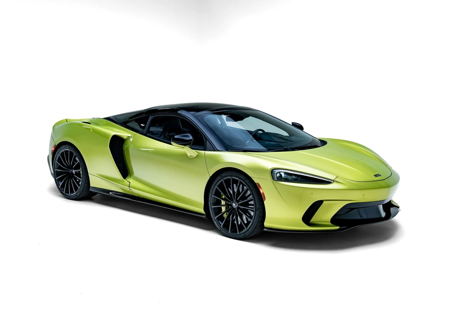 mph009_1016945482_Used_2023_Mc_Laren_GT_1778886112_6297783e87