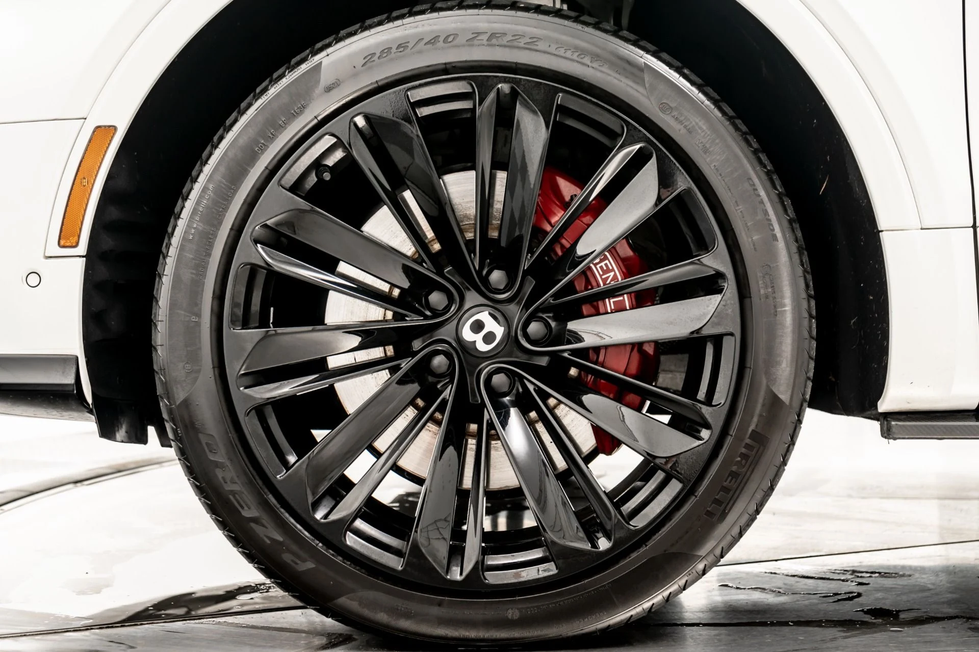 mph009_1026350411_Used_2021_Bentley_Bentayga_Speed_Blackline_Specification_Four_Seat_Comfort_Specification_1755702398_5b5e8e2193