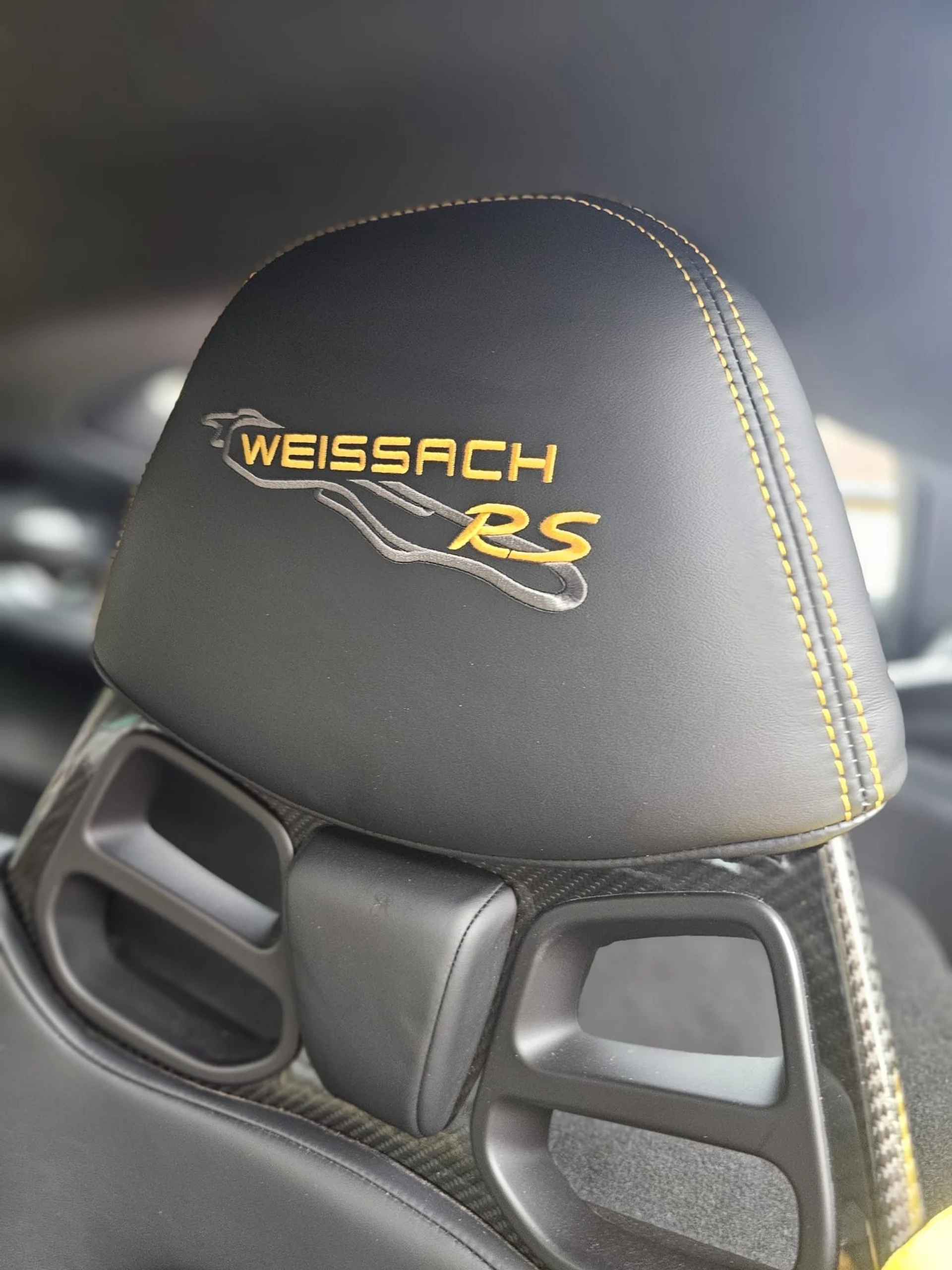 mph009_103710567_Used_2024_Porsche_718_Cayman_GT_4_RS_1778613243_92ca0e487e