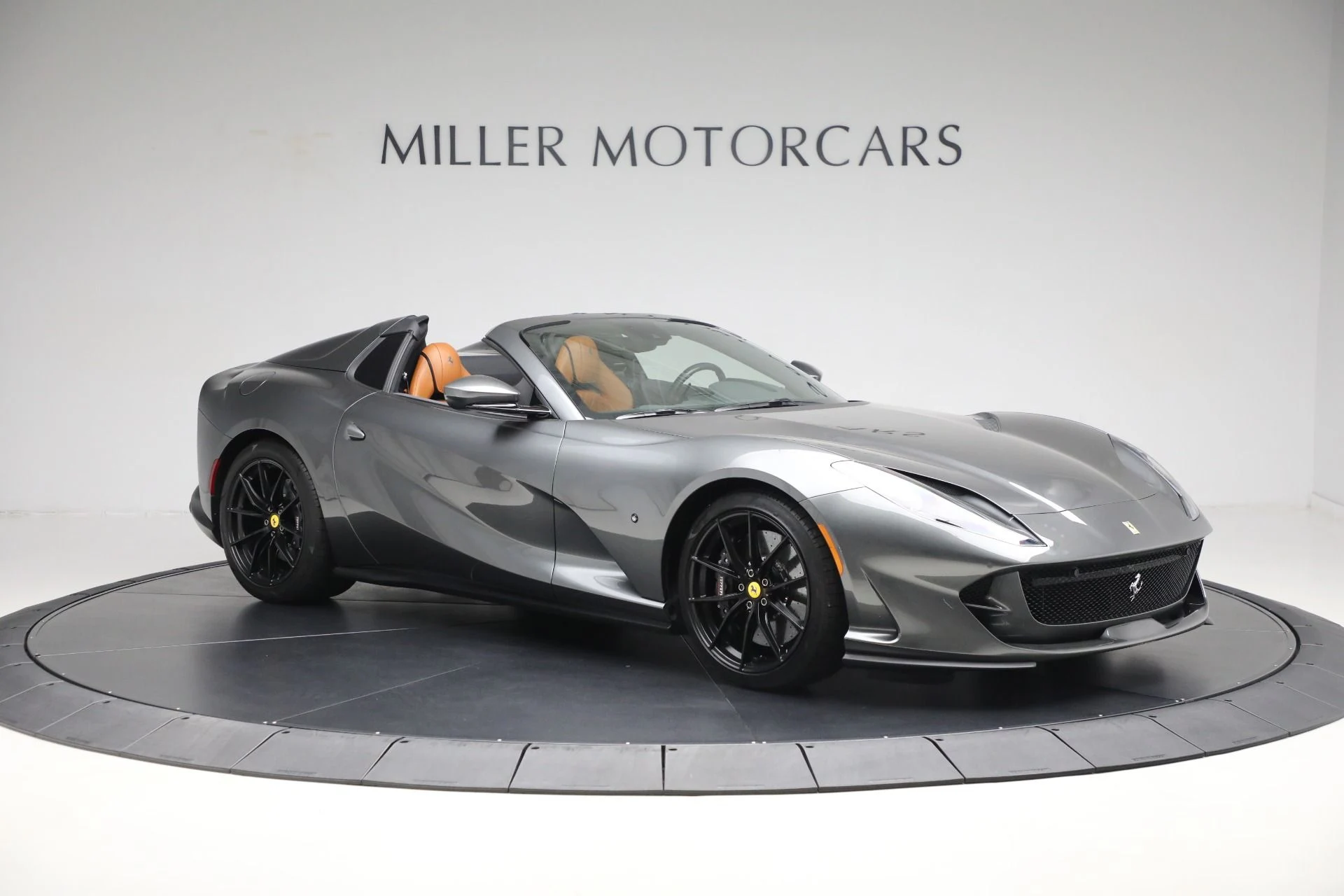 mph009_1041556400_Used_2021_Ferrari_812_GTS_1729523614_1723b6261f