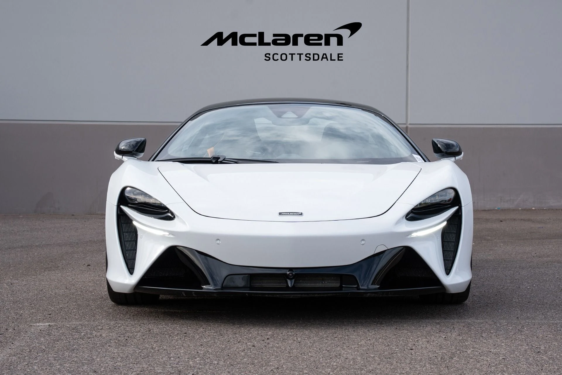 mph009_104665610_Used_2023_MCLAREN_ARTURA_Vision_1748908439_56d4335fbe