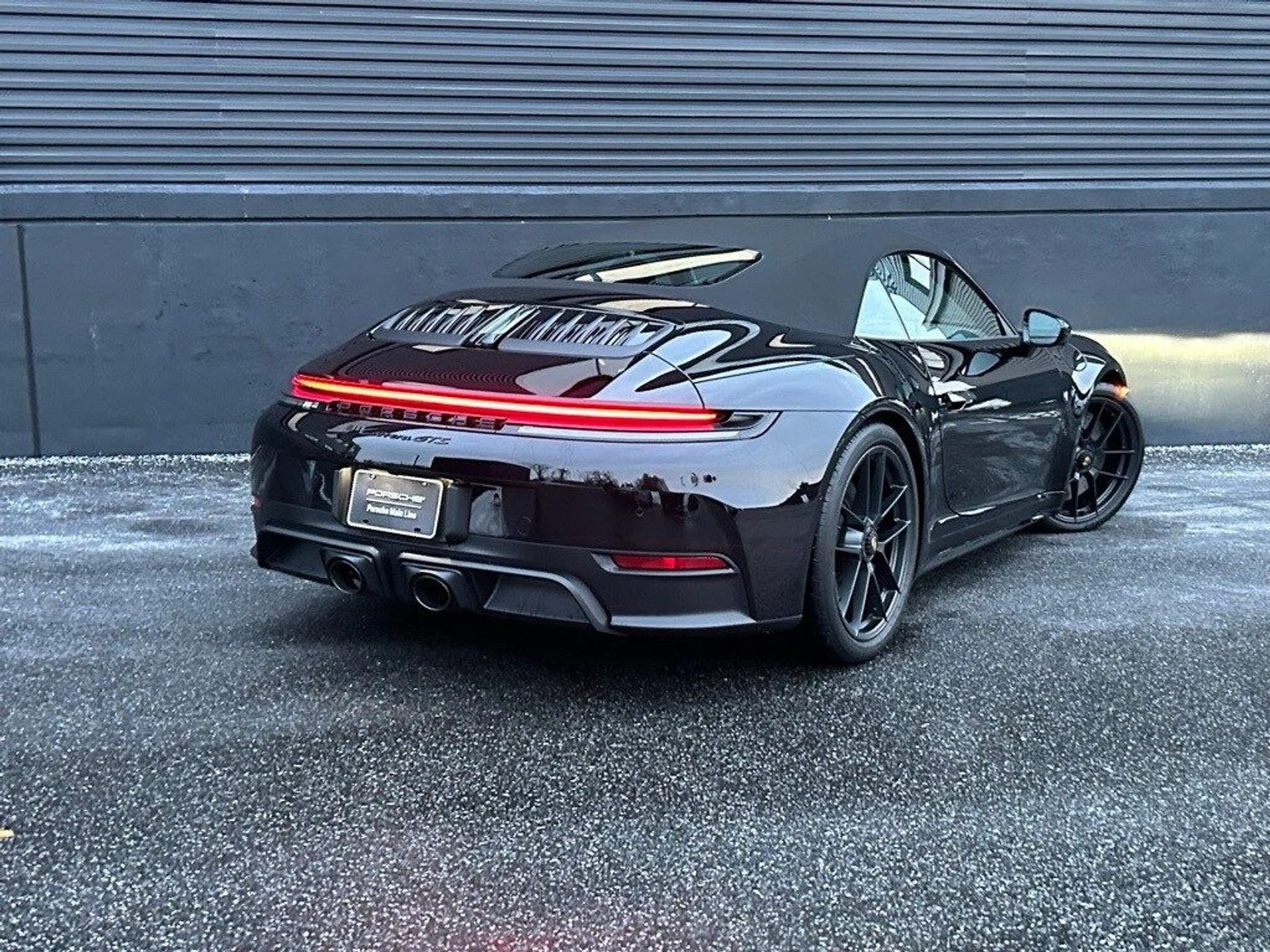 mph009_1047254999_6f2d4f4bf1d40f253e2eb05235dbe75cx_5815daef9b