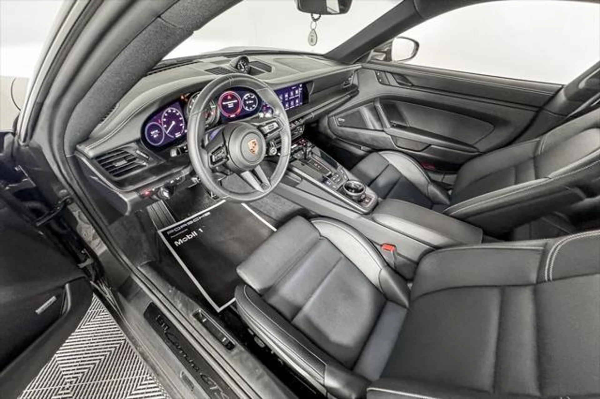 mph009_1049929339_h64ez_u_C_Oz_A4kq_qe_IR_Xllx_OKX_4_5408706c82