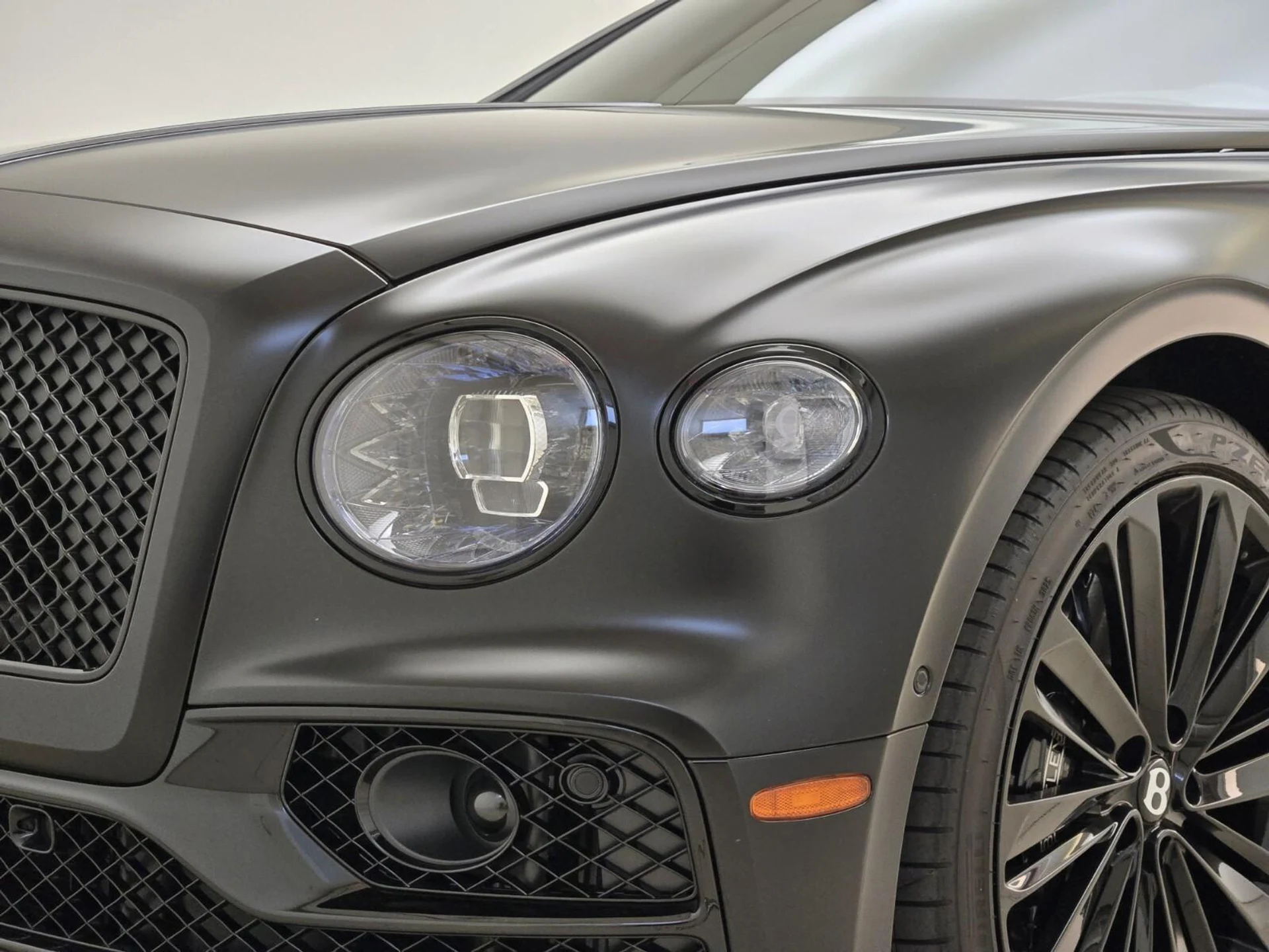 mph009_1057973712_Used_2024_Bentley_Flying_Spur_Speed_Edition_12_1784266921_d9eff84ce4