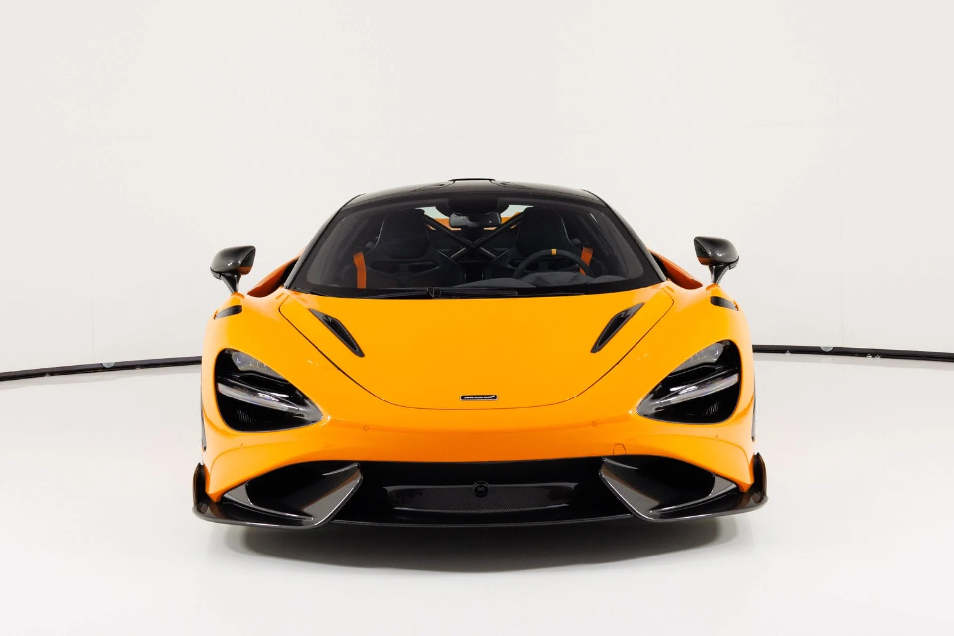 mph009_1058213696_Used_2021_Mc_Laren_765_LT_1790963861_def9a6f3bf