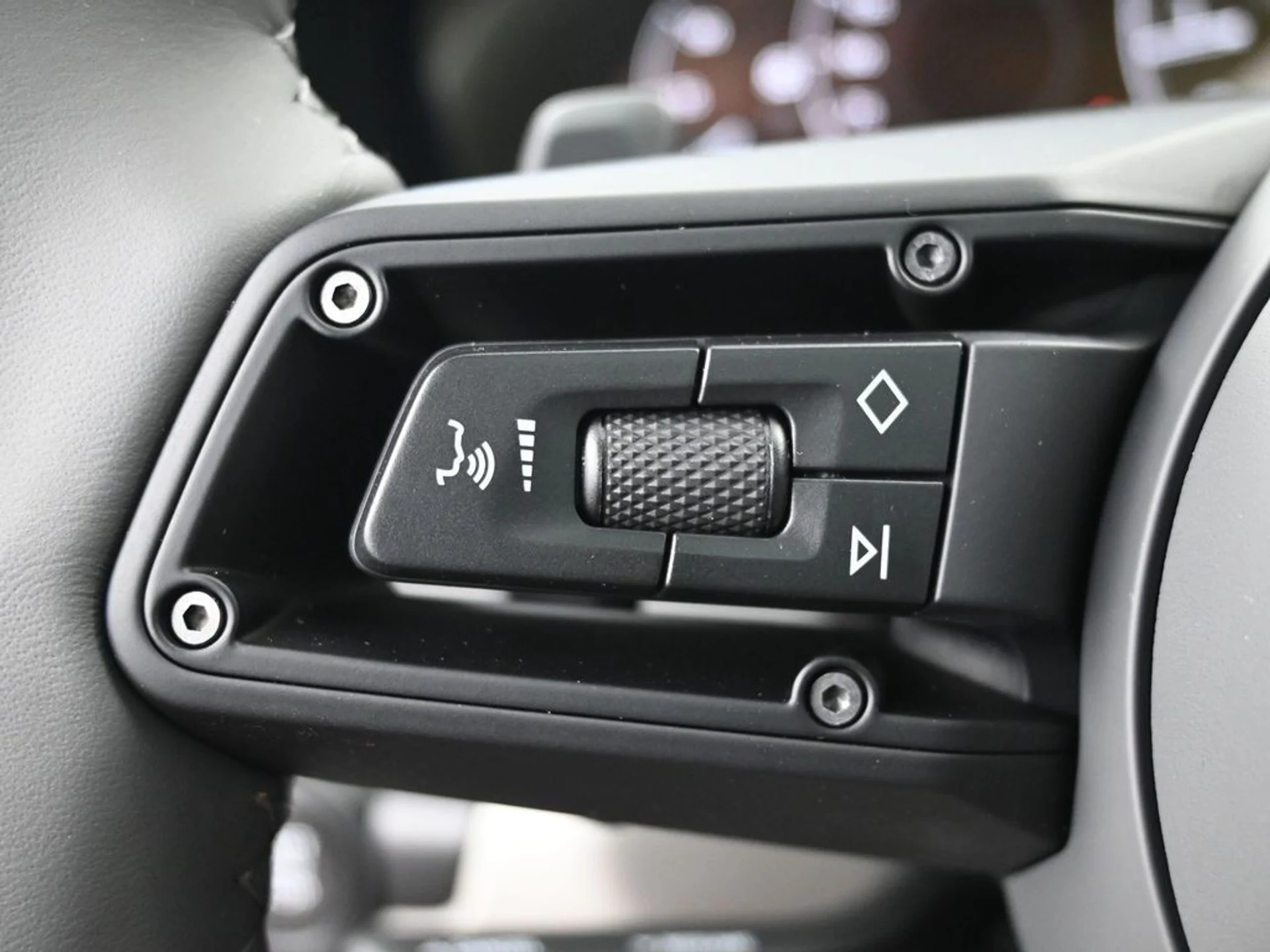 mph009_1069179462_0246a4c98d2693652756b7af28949975_51fa512318