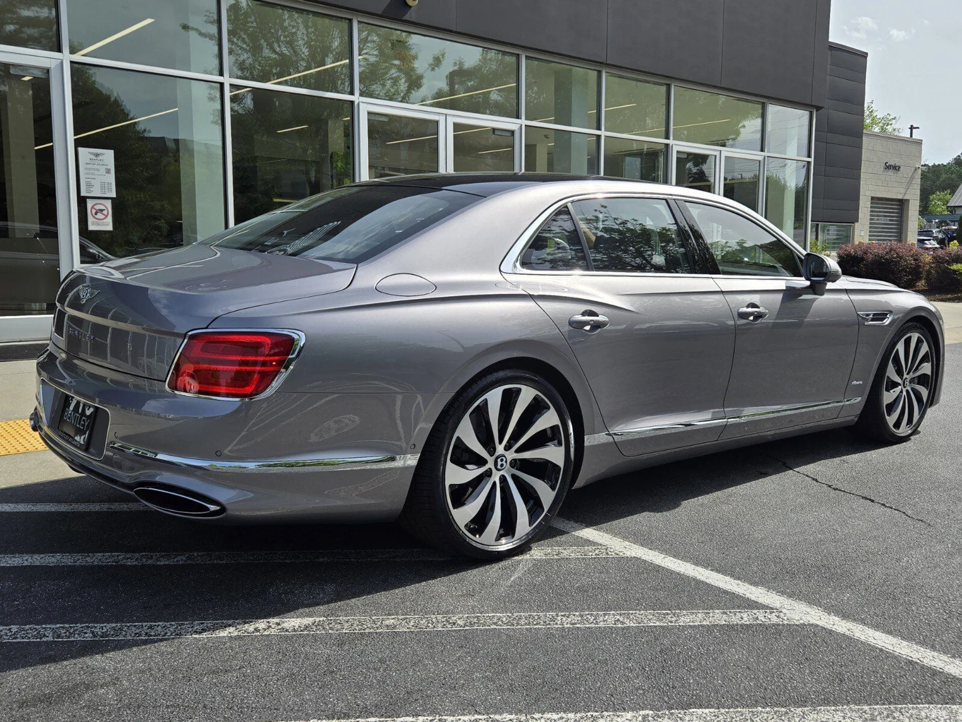 mph009_107742529_d32be0ad152bb0b135d5ca4ba515f8e0x_5851cc2442