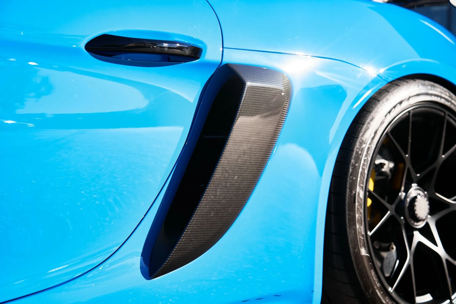 mph009_1079923205_Used_2024_Porsche_718_Cayman_GT_4_RS_1757637872_5d77d074b8