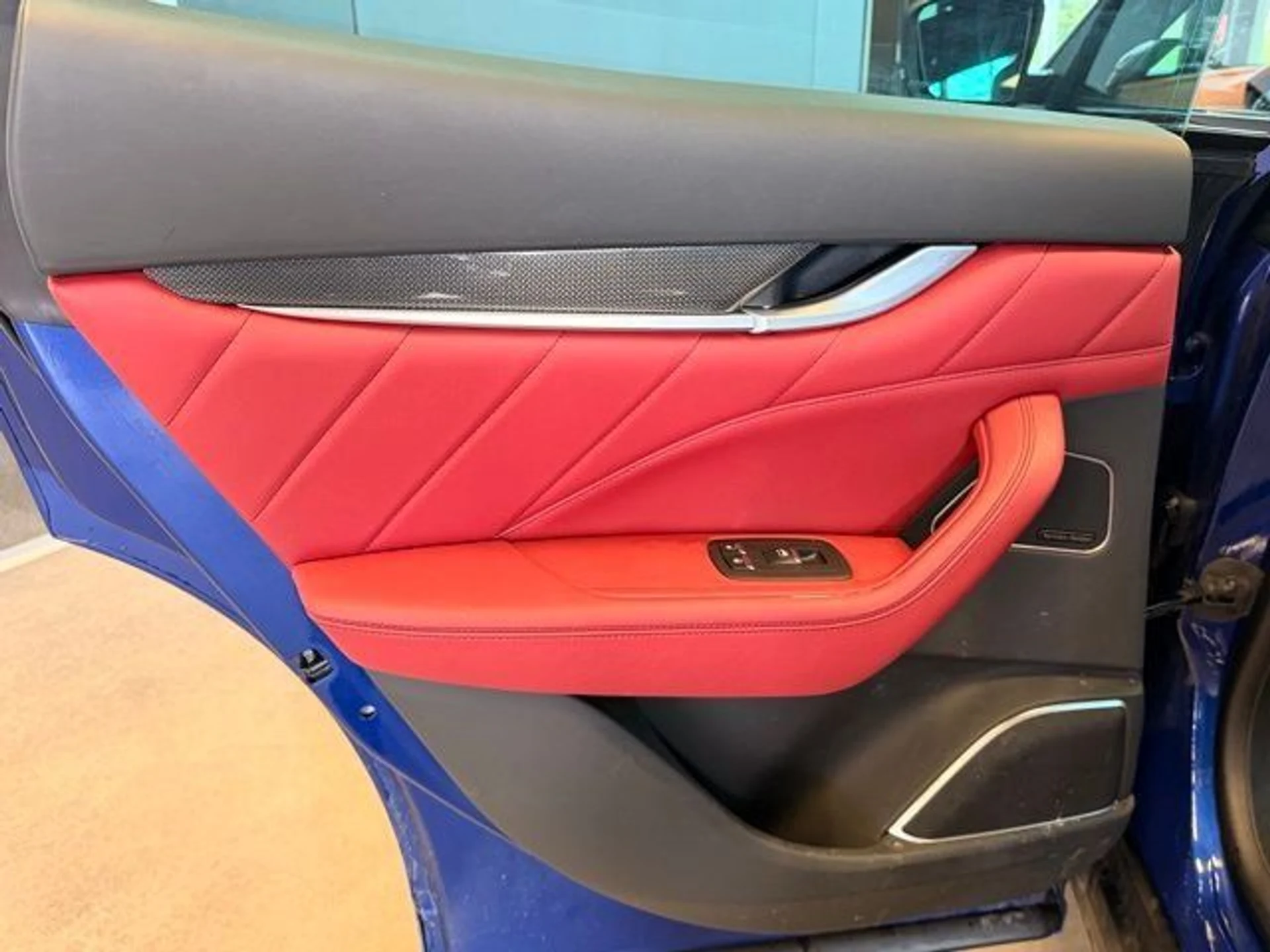 mph009_1080056401_e0228c30bf9fb231fd13af783e46a3c9_608f1c2965