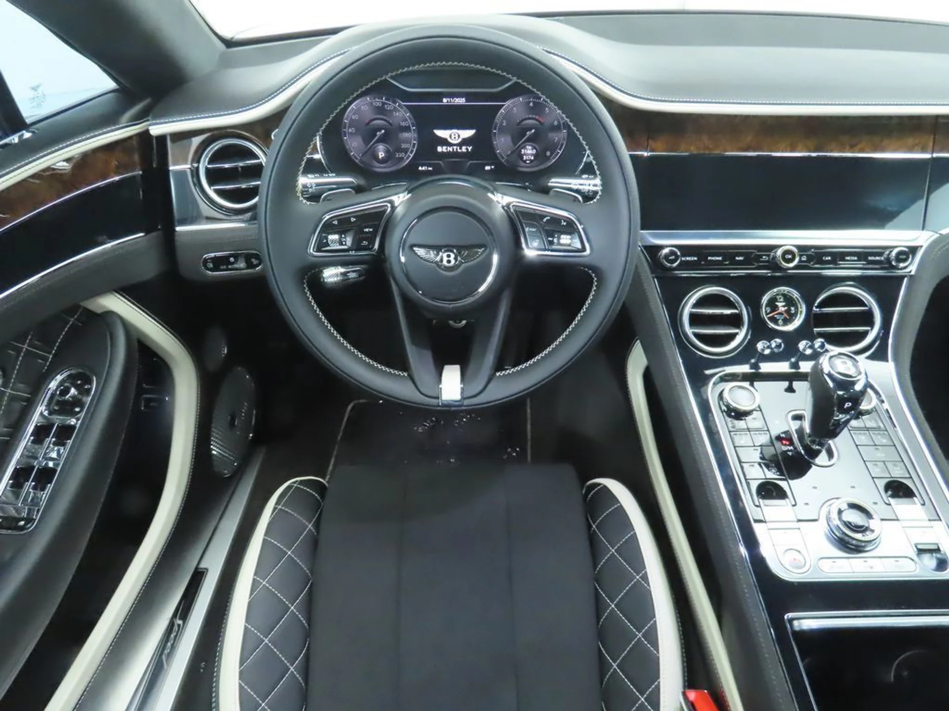 mph009_1097828216_used_2024_bentley_continental_gtspeedcoupe_8119_22898884_10_1024_d6cce3553f