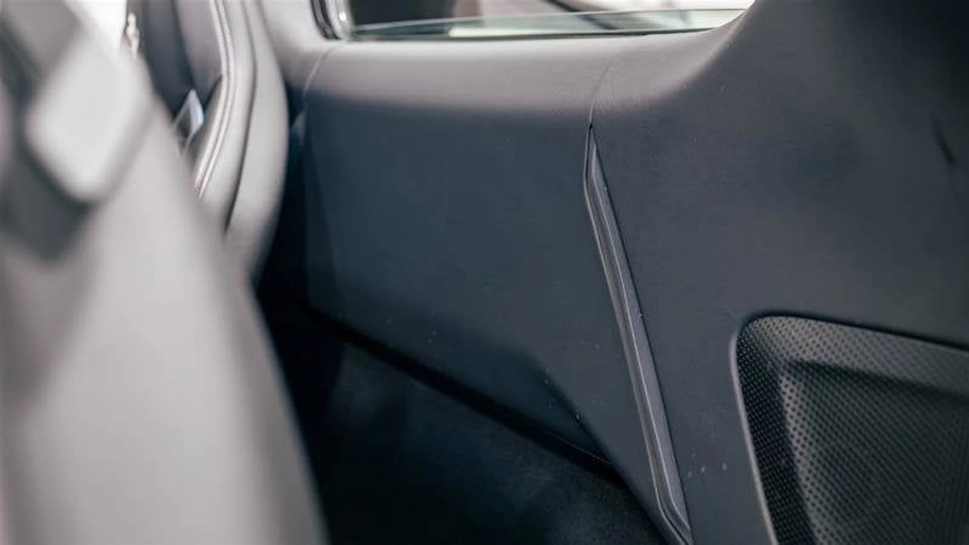 mph009_1101504303_e0b9deaa33c54d1b824c00e3ed325d25_3c8b0dec38