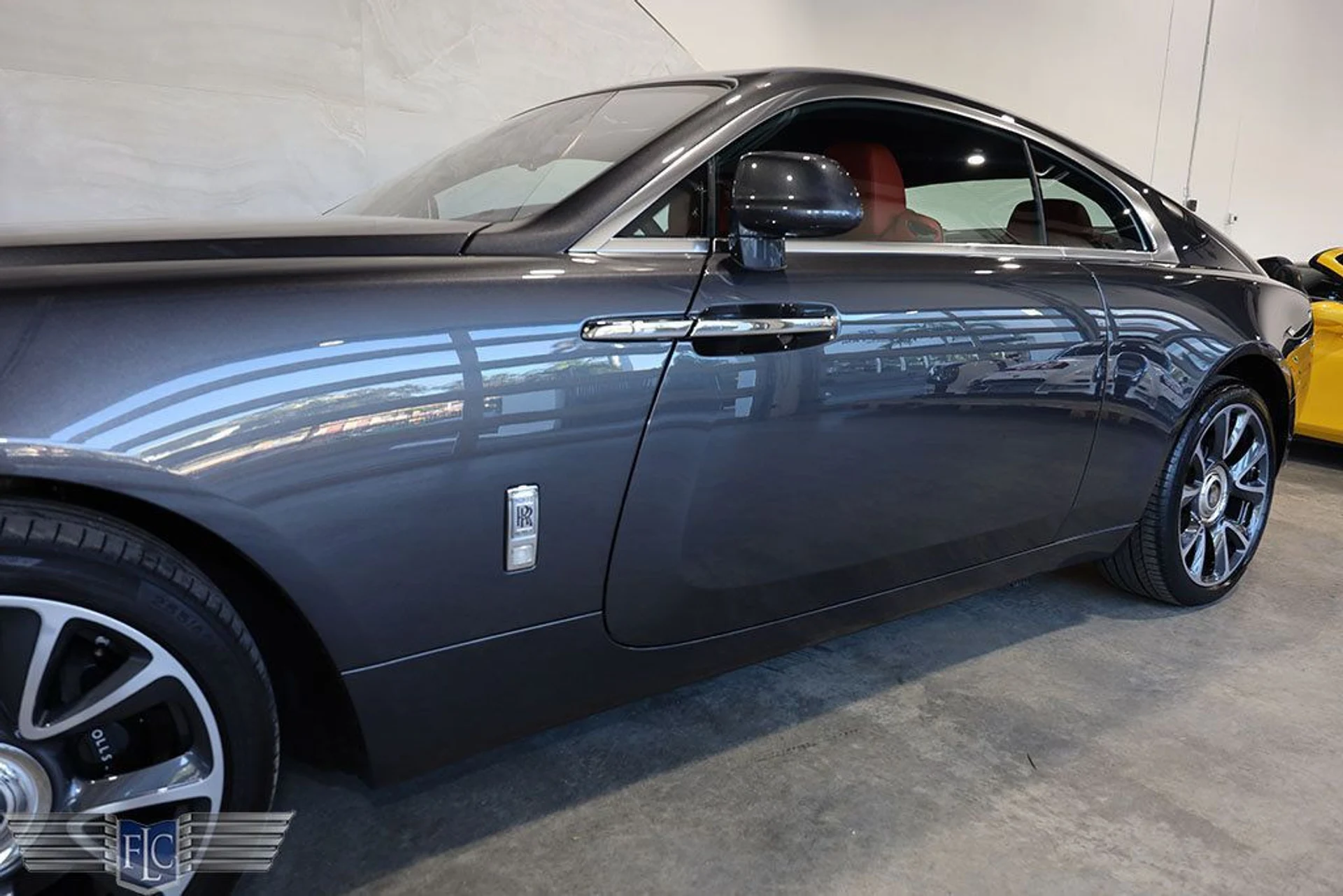 mph009_1102383804_used_2019_rolls_royce_wraith_coupe_9689_22263215_10_1024_8fe35bcb56