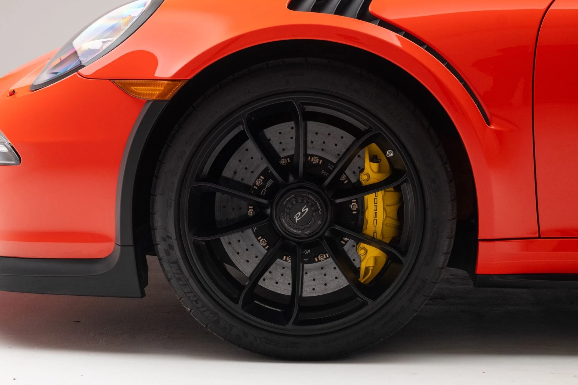 mph009_111461622_Used_2016_Porsche_911_GT_3_RS_1790180378_d746b3fa40