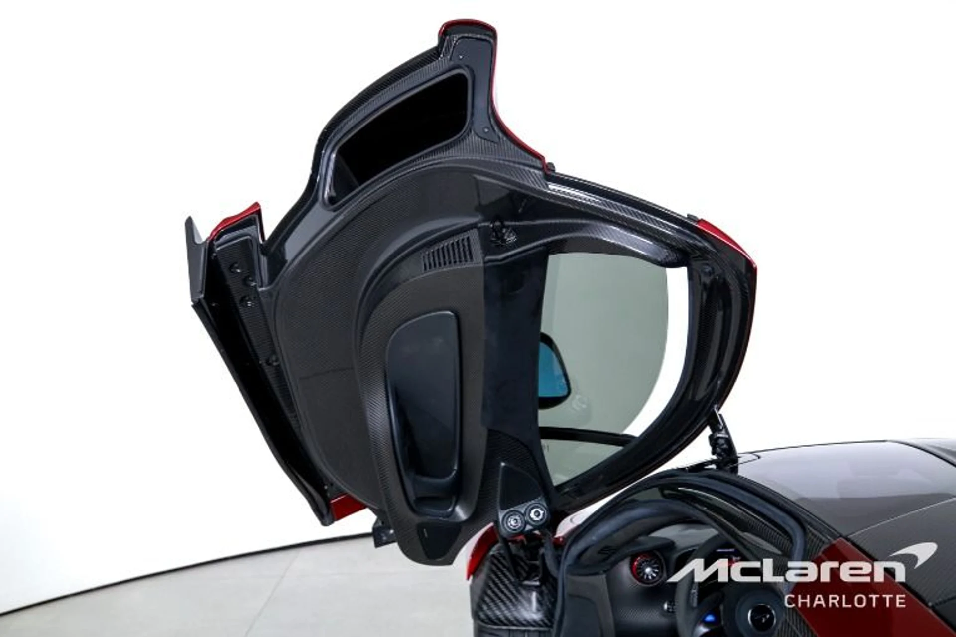 mph009_1114876437_Used_2015_Mc_Laren_P1_331e56d31a