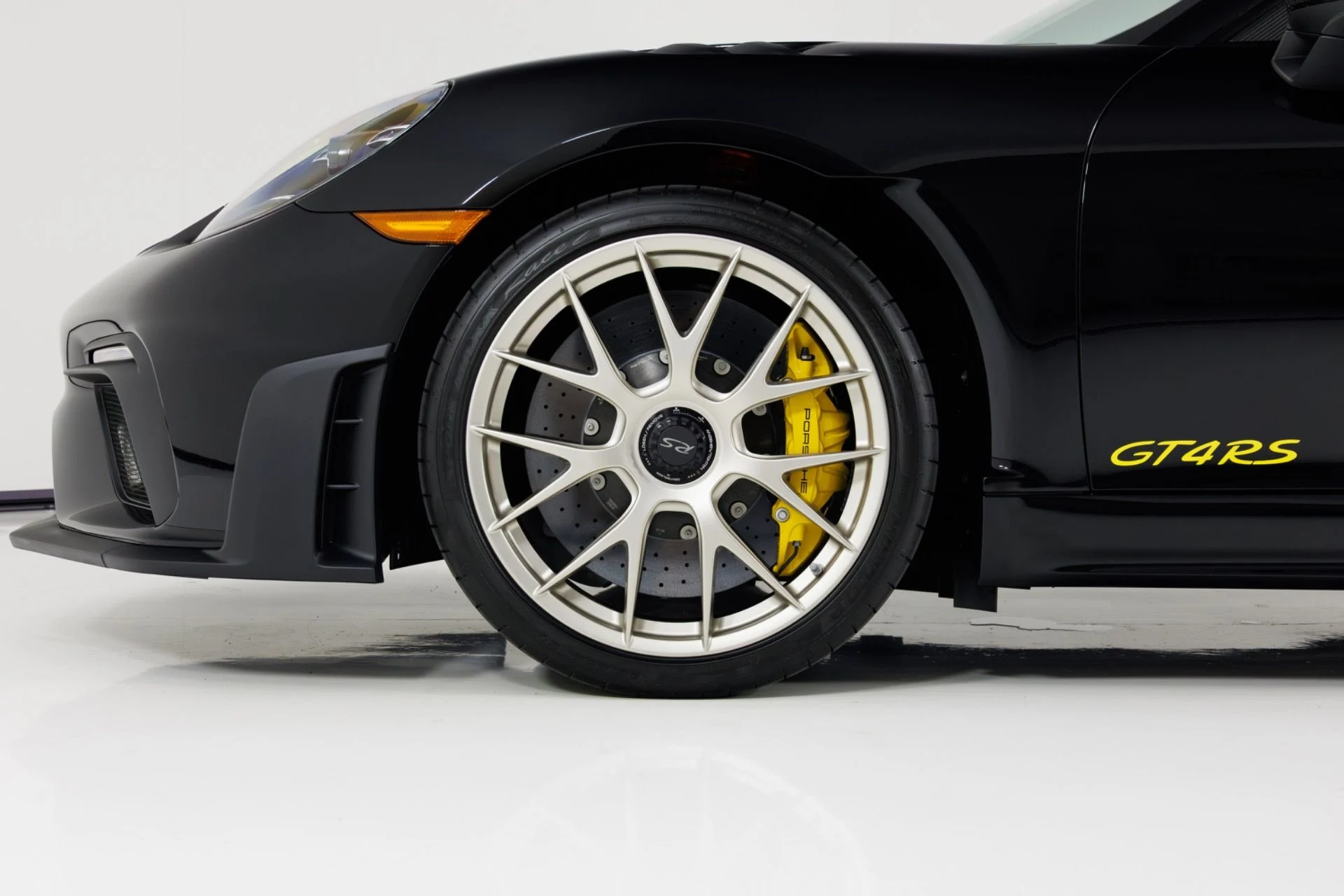 mph009_111542786_Used_2025_Porsche_718_Cayman_GT_4_RS_1774365212_f502e147ab