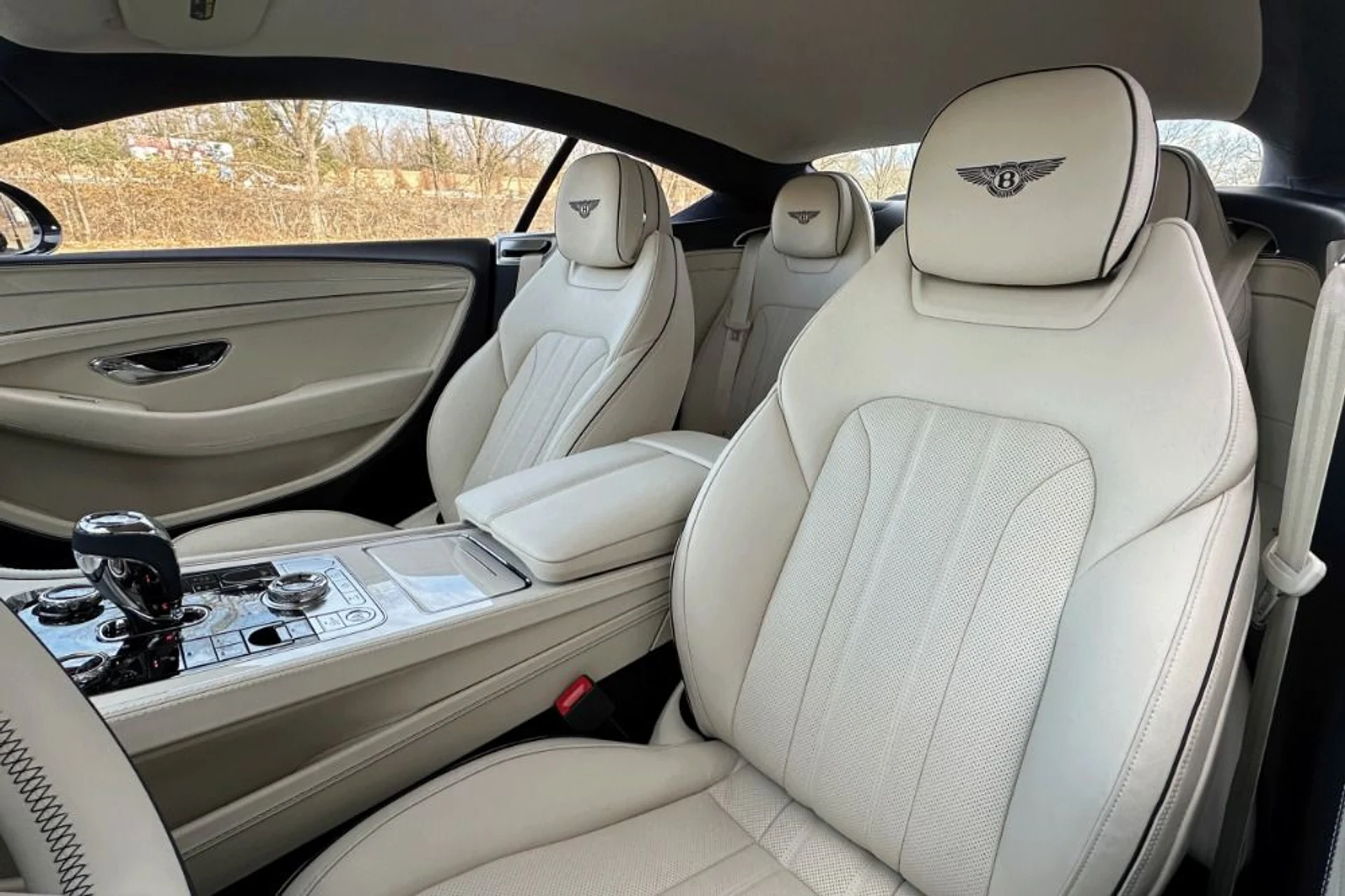 mph009_1117074456_New_2026_Bentley_Continental_GT_GT_1765795974_623bdd40a3