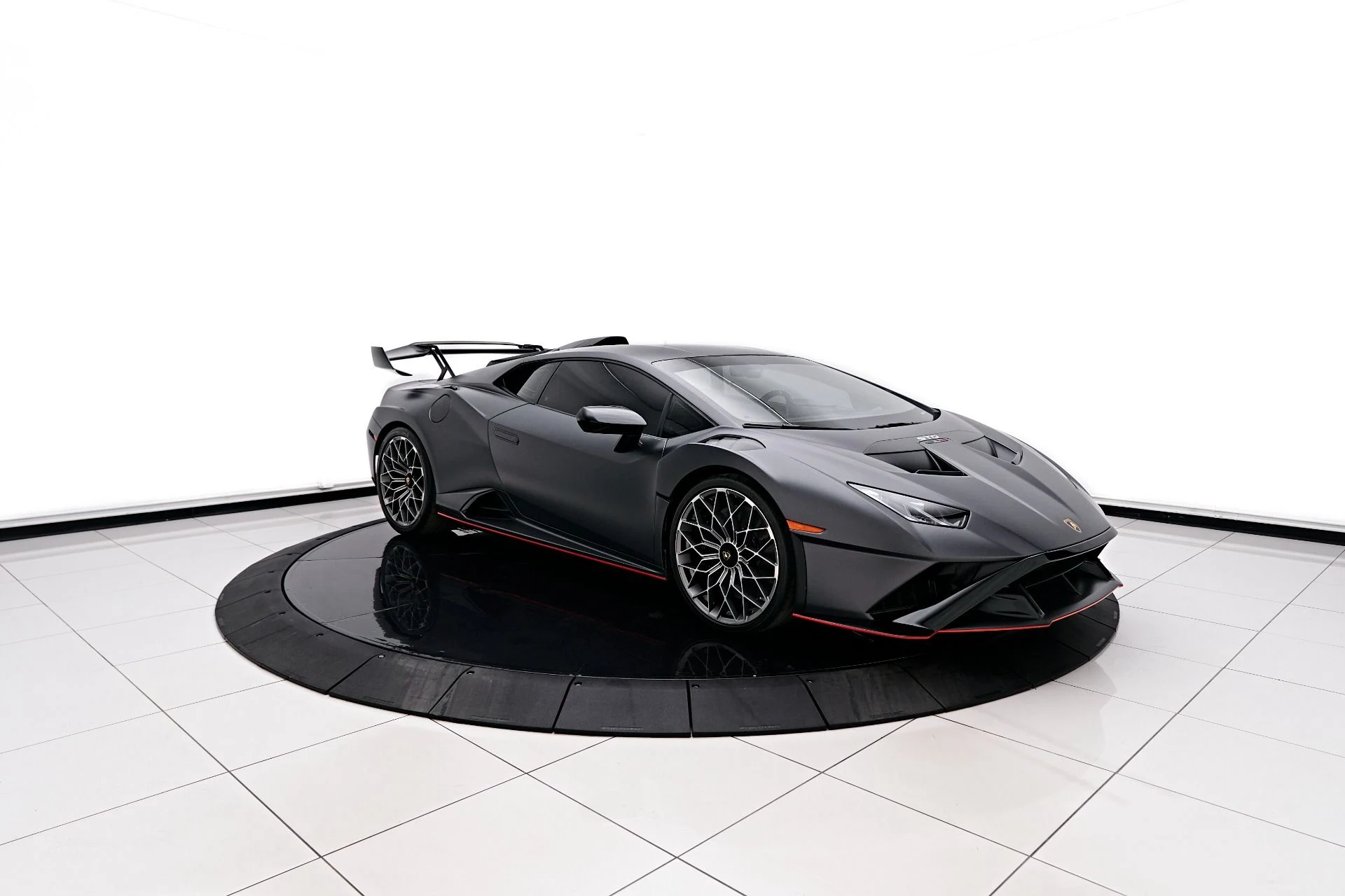 mph009_1120978120_Used_2023_Lamborghini_Huracan_STO_Base_1696892071_87f43a1779