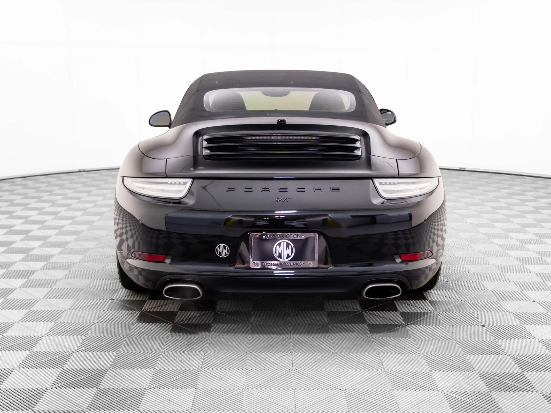 mph009_1122939127_8429fd5b073f1eff0e9116e47ed2d440x_214f8c5185